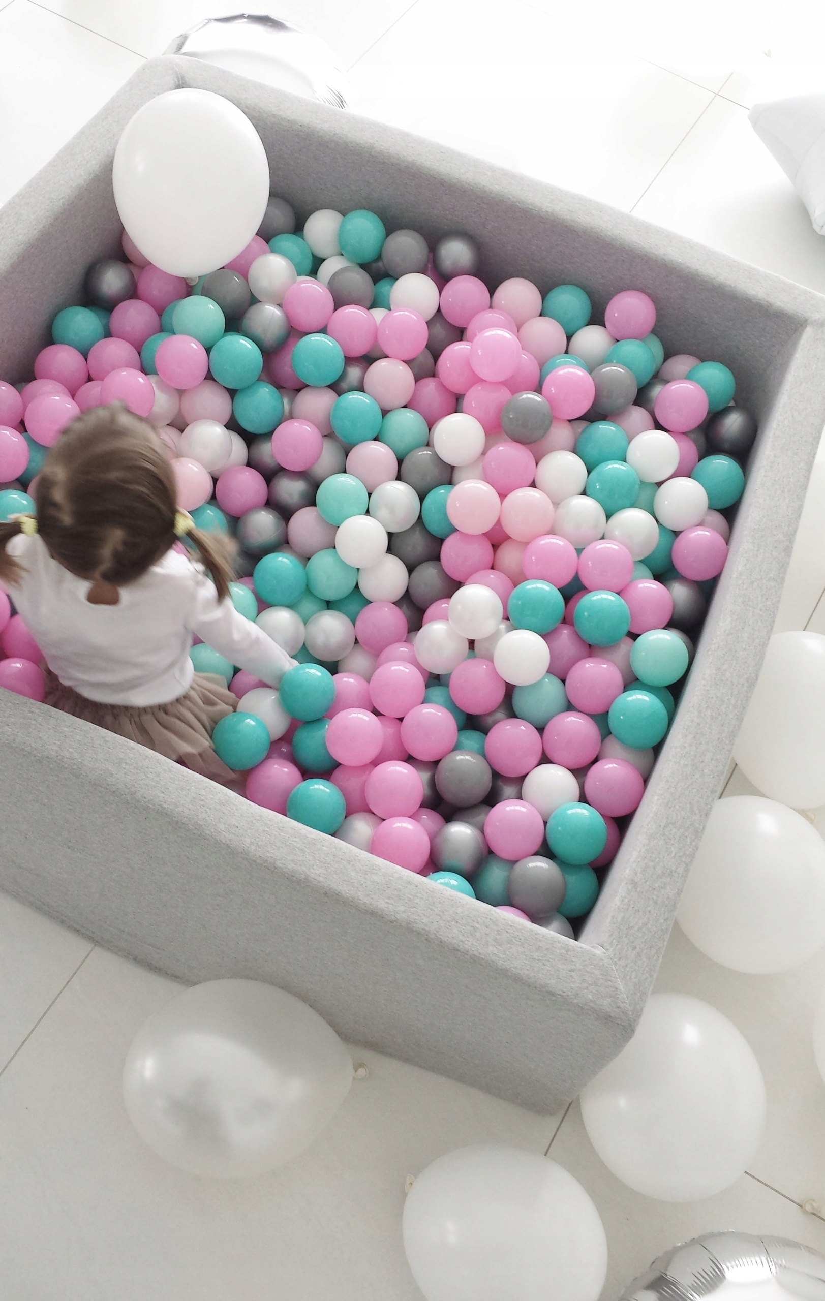 Suchy basen z piłeczkami 400 PIŁEK DUŻY KWADRAT EAN (GTIN) 000040902500