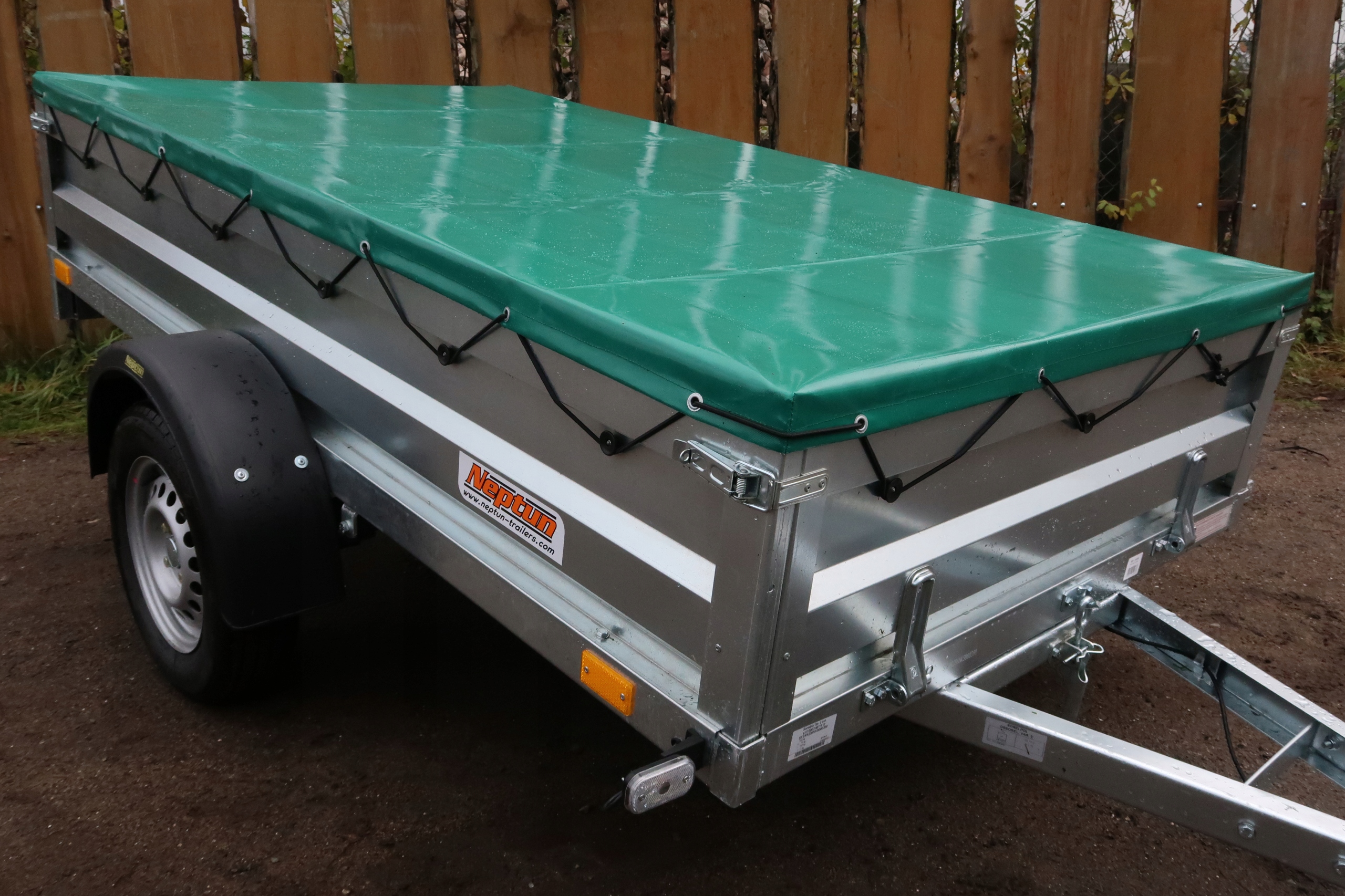 PLANDEKA PLASKA POKROWIEC NEPTUN N7 210 650g m2