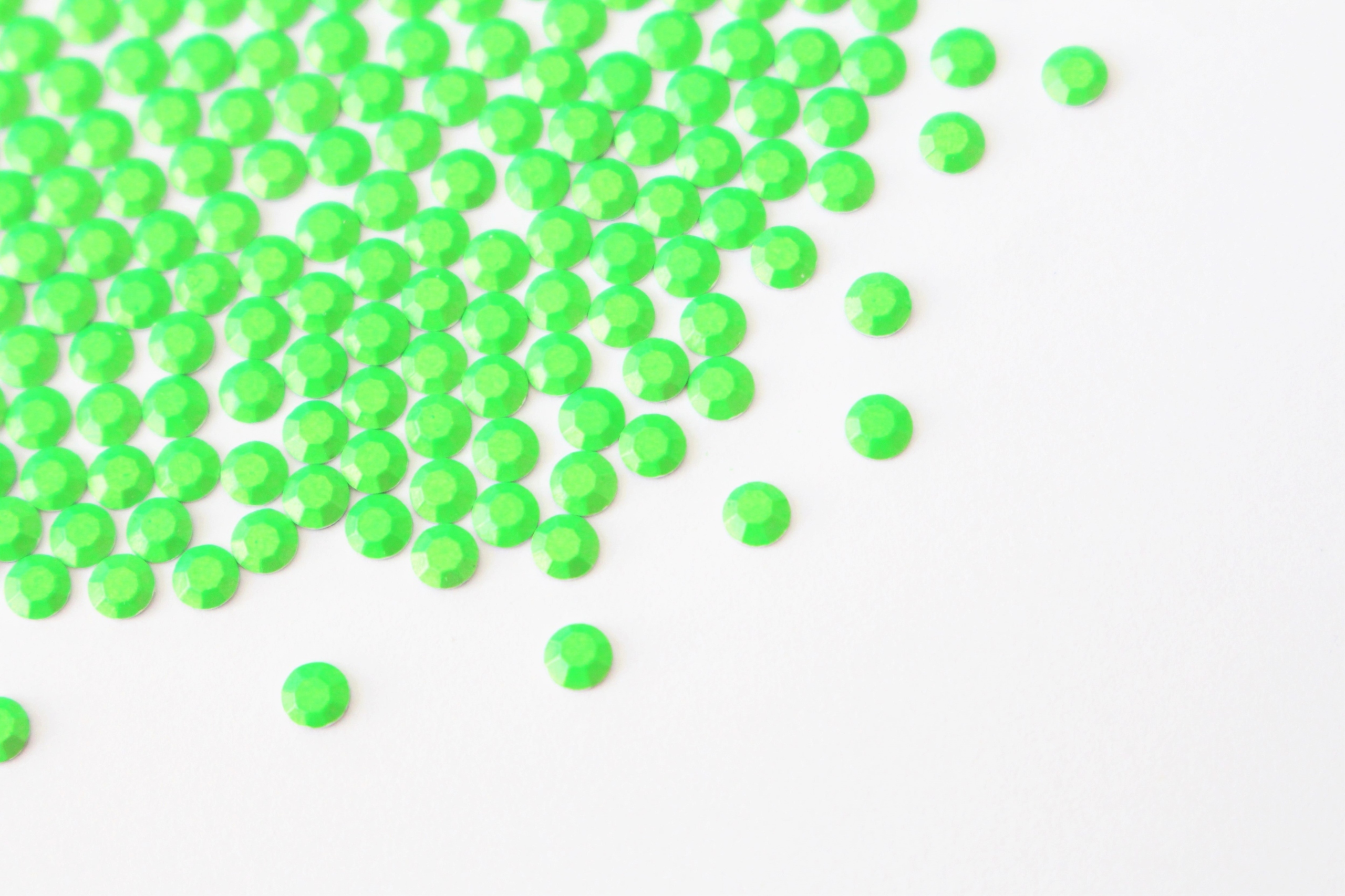 Blaszki Stożkowe Termo zielony fluo 4 mm 50 sztuk