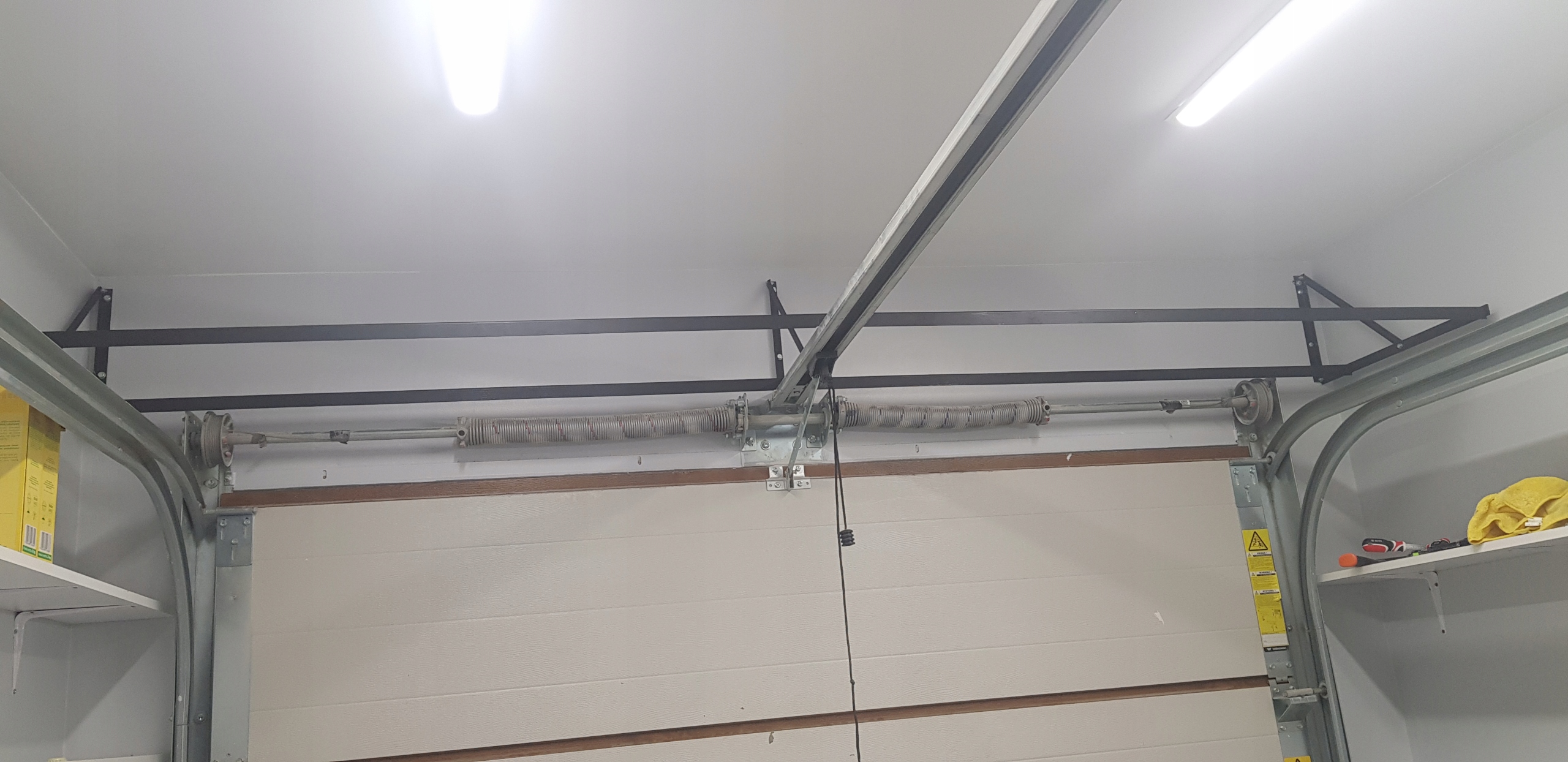 SUFITOWY regal wieszak stojak na opony kola felgi Width 150 cm