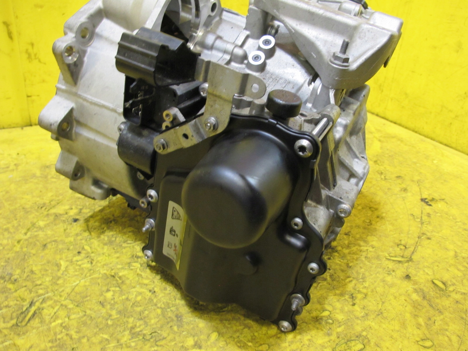 VW BEETLE 5C 1.2 TSI GETRIEBE DSG SRX 0AM