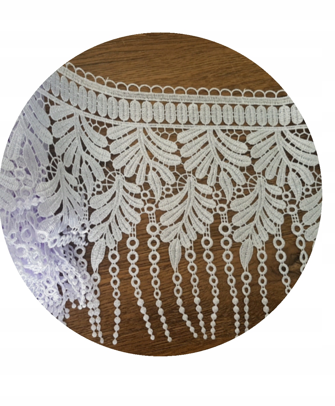 

Gipiura Koronka biała 30 cm Firana Ornament Salon