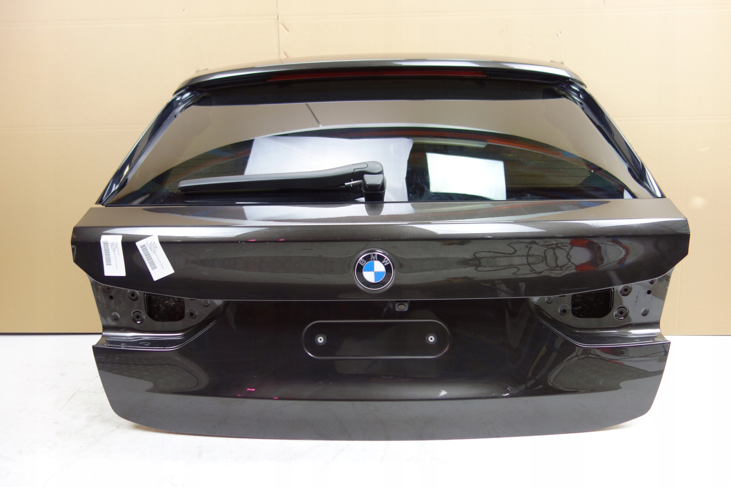 KLAPA TYLNA KAMERA BMW G31 JATOBA METALLIC B65