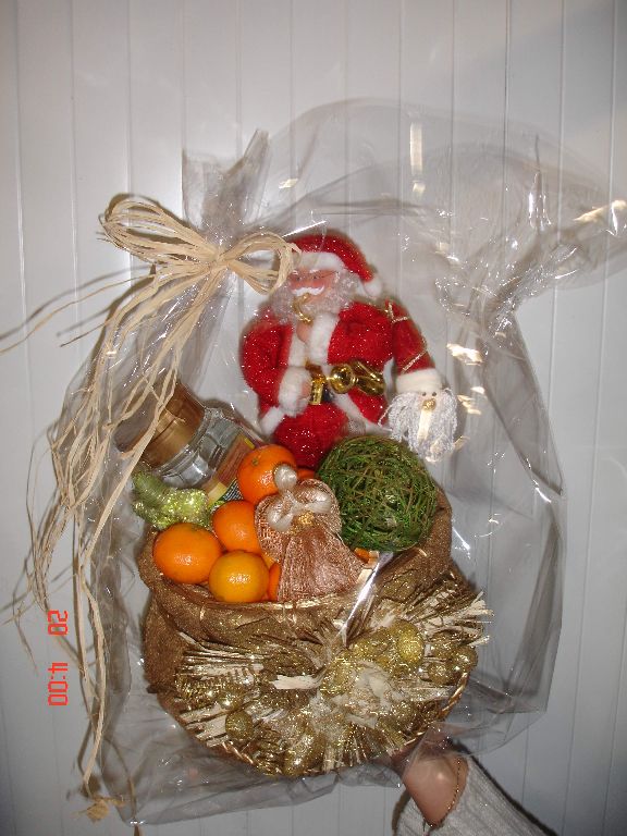 FOLIA CELOFAN DO PAKOWANIA PREZENTÓW ŚWIĘTA WESELE 100x140cm 50 arkuszy EAN (GTIN) 5903900011679