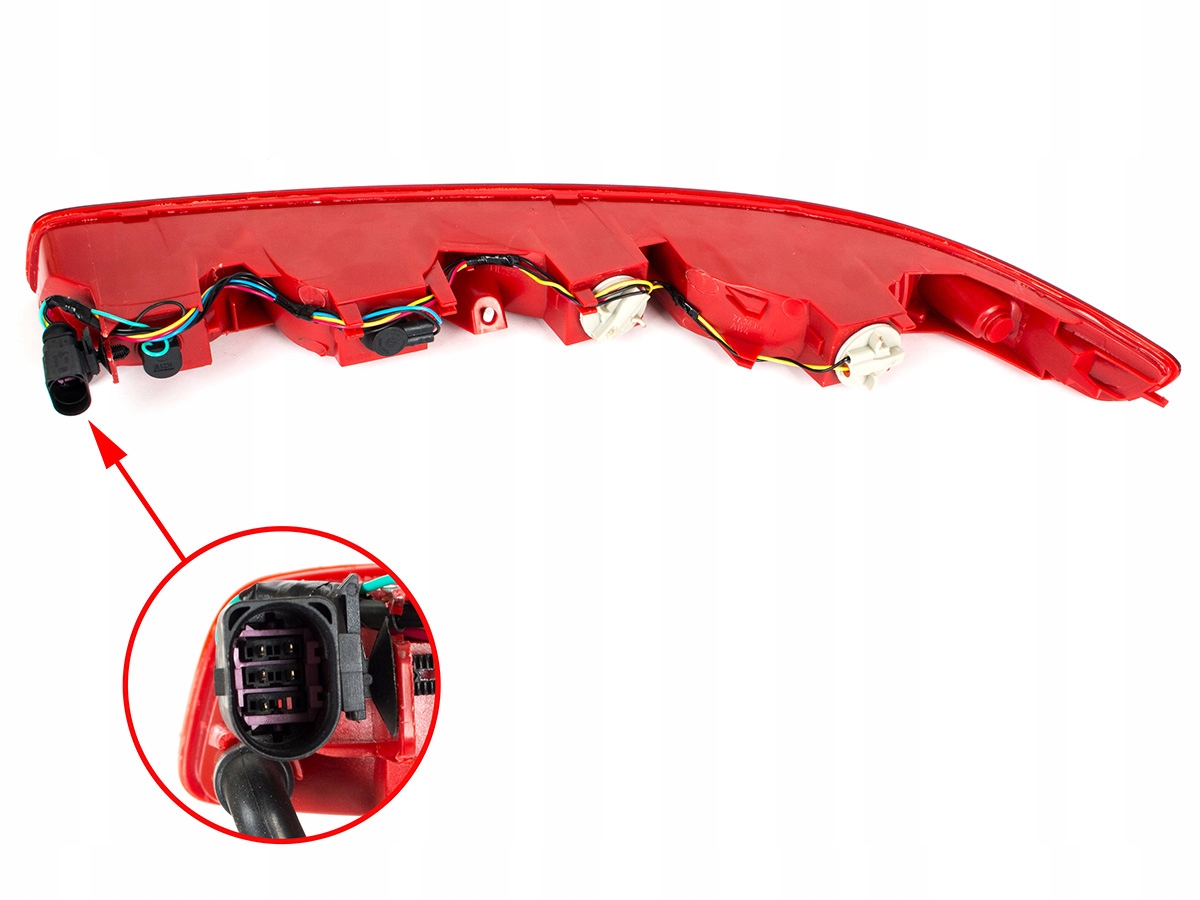 LAMPA PRZECIWMGIELNA TYLNA LEWA do Audi Q7 05 15 Part number 4L0945095