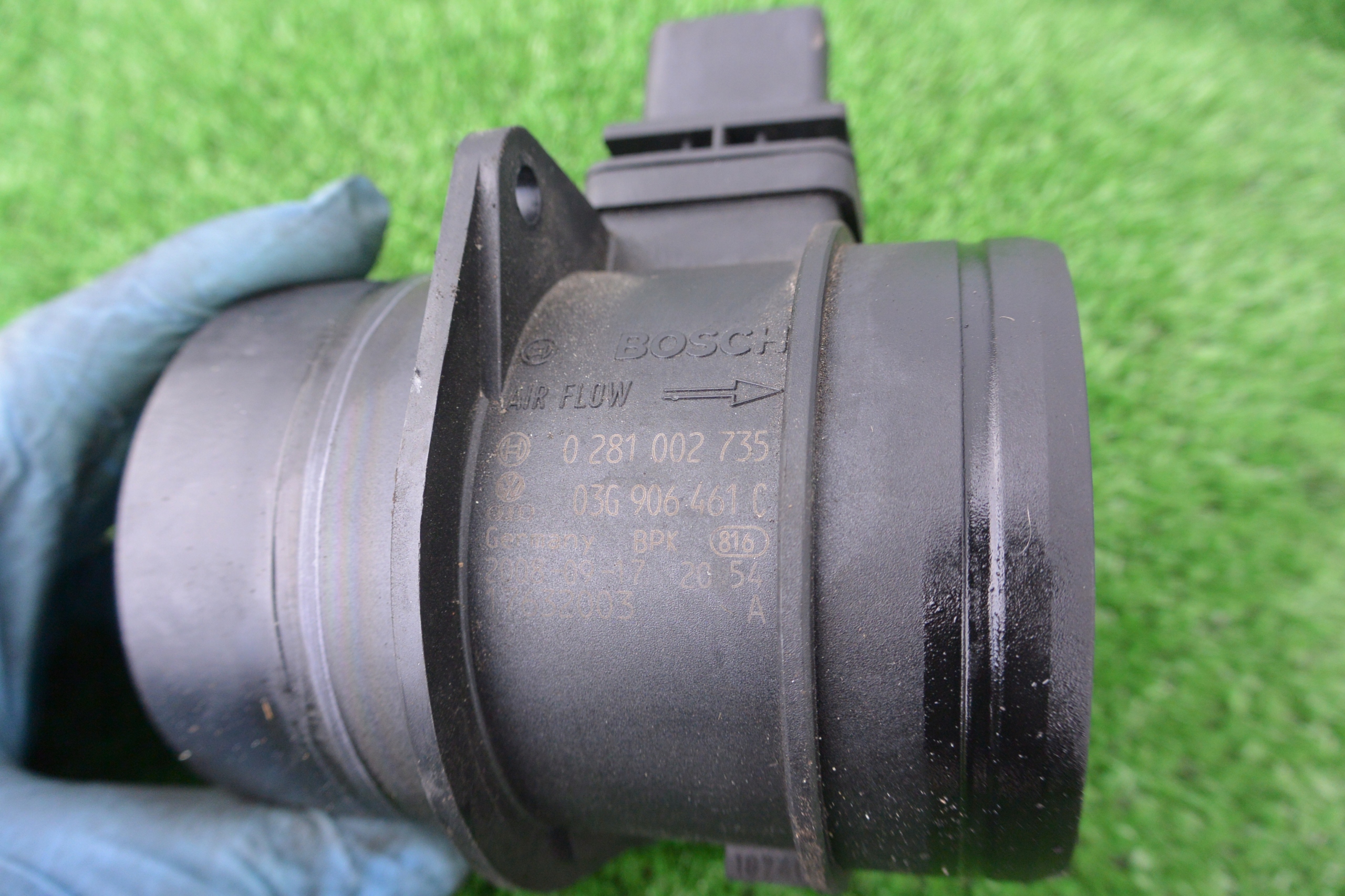 PRZEPŁYWOMIERZ 2.0 TDI VW PASSAT CC B7 GOLF SEAT Producent części Bosch