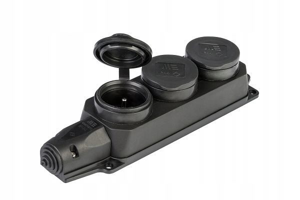 

Listwa rozgałęźnik gumowy 3x230V IP44