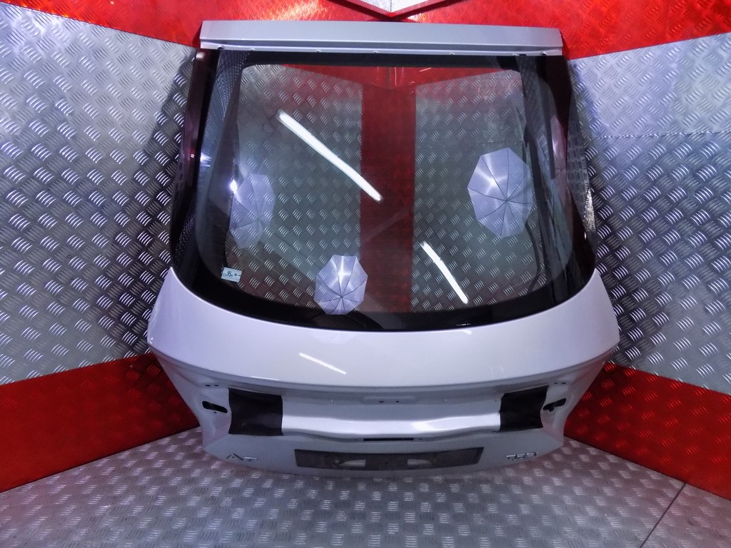 KLAPA TYŁ BAGAŻNIKA SZYBA AUDI A7 RS7 LX7W Typ samochodu Samochody osobowe