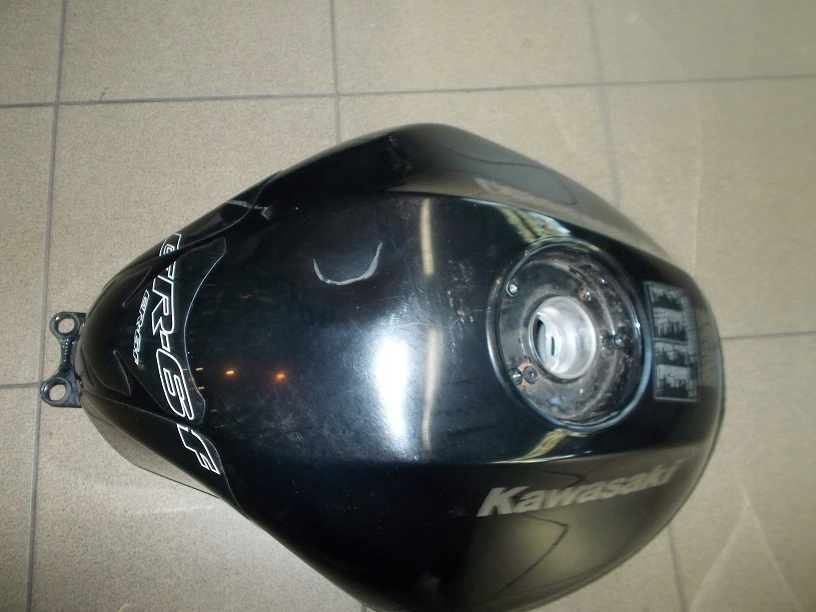 БАК ТОПЛИВНЫЙ БАК KAWASAKI ER6F N 2009-2011