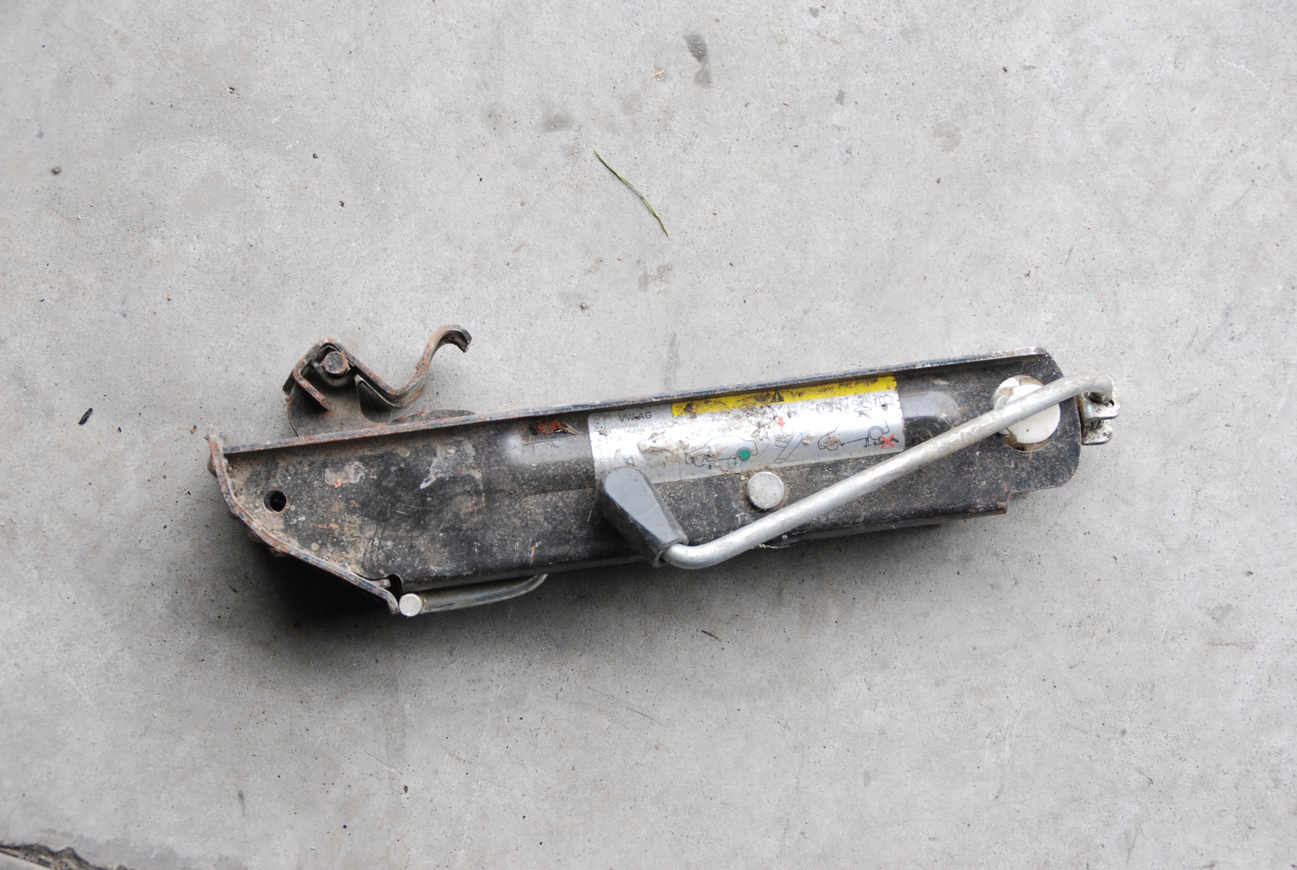 АВТОМОБІЛЬНИЙ ПІДЙОМНИК