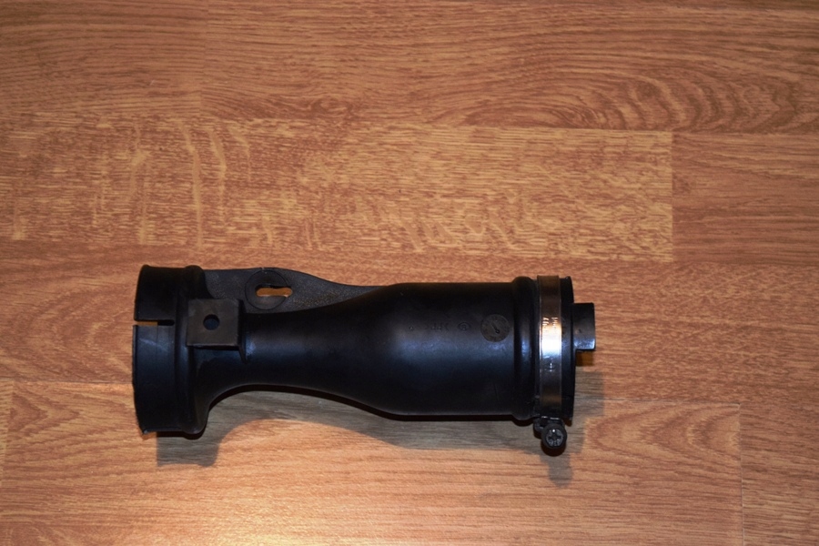 RURA DOLOT POWIETRZA PEUGEOT 106 LIFT 1.4 BENZYNA Typ silnika Benzyna