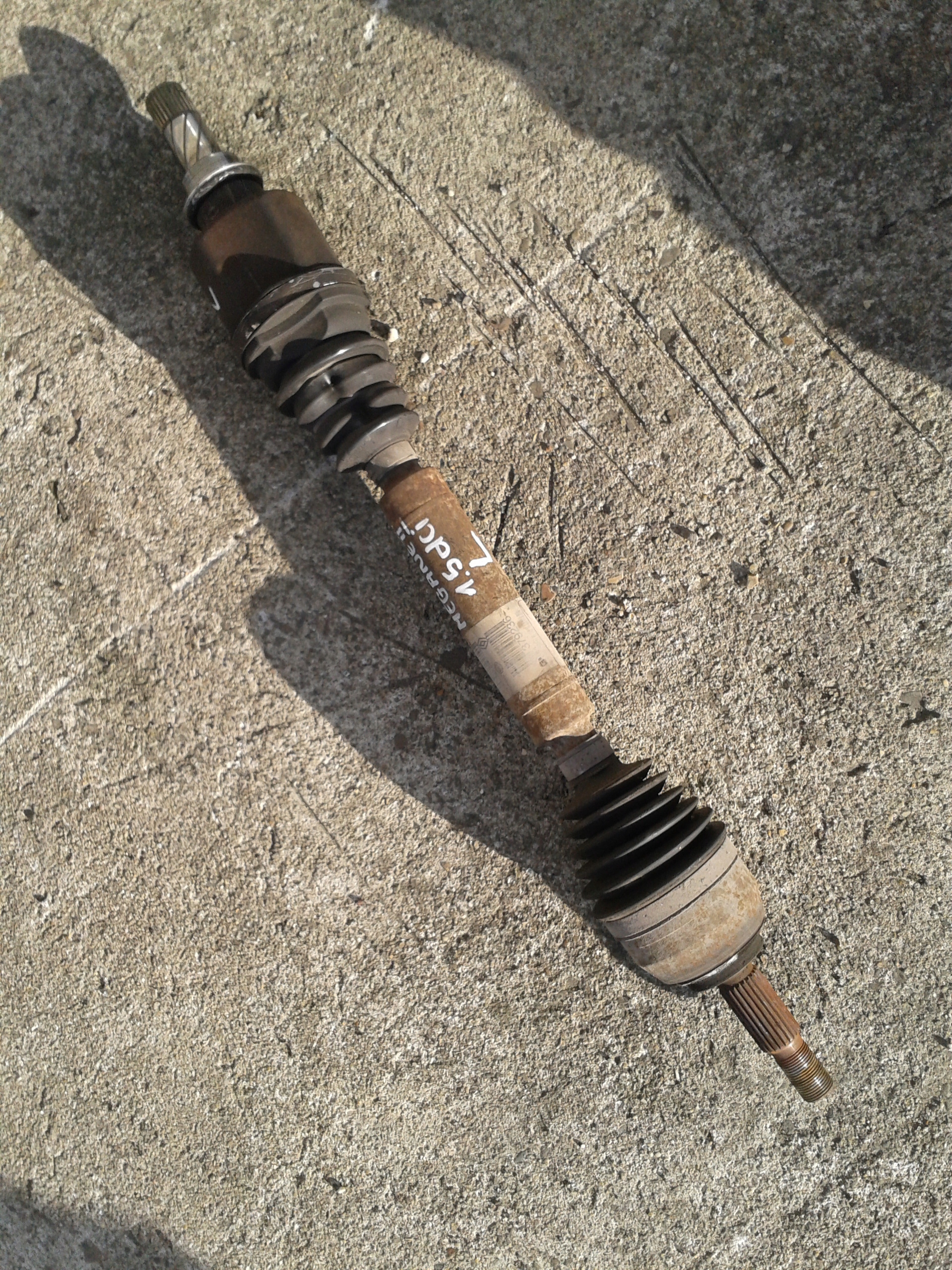 PÓŁOŚ LEWA PÓŁOŚKA RENAULT MEGANE 2 1.5 DCI DIESEL