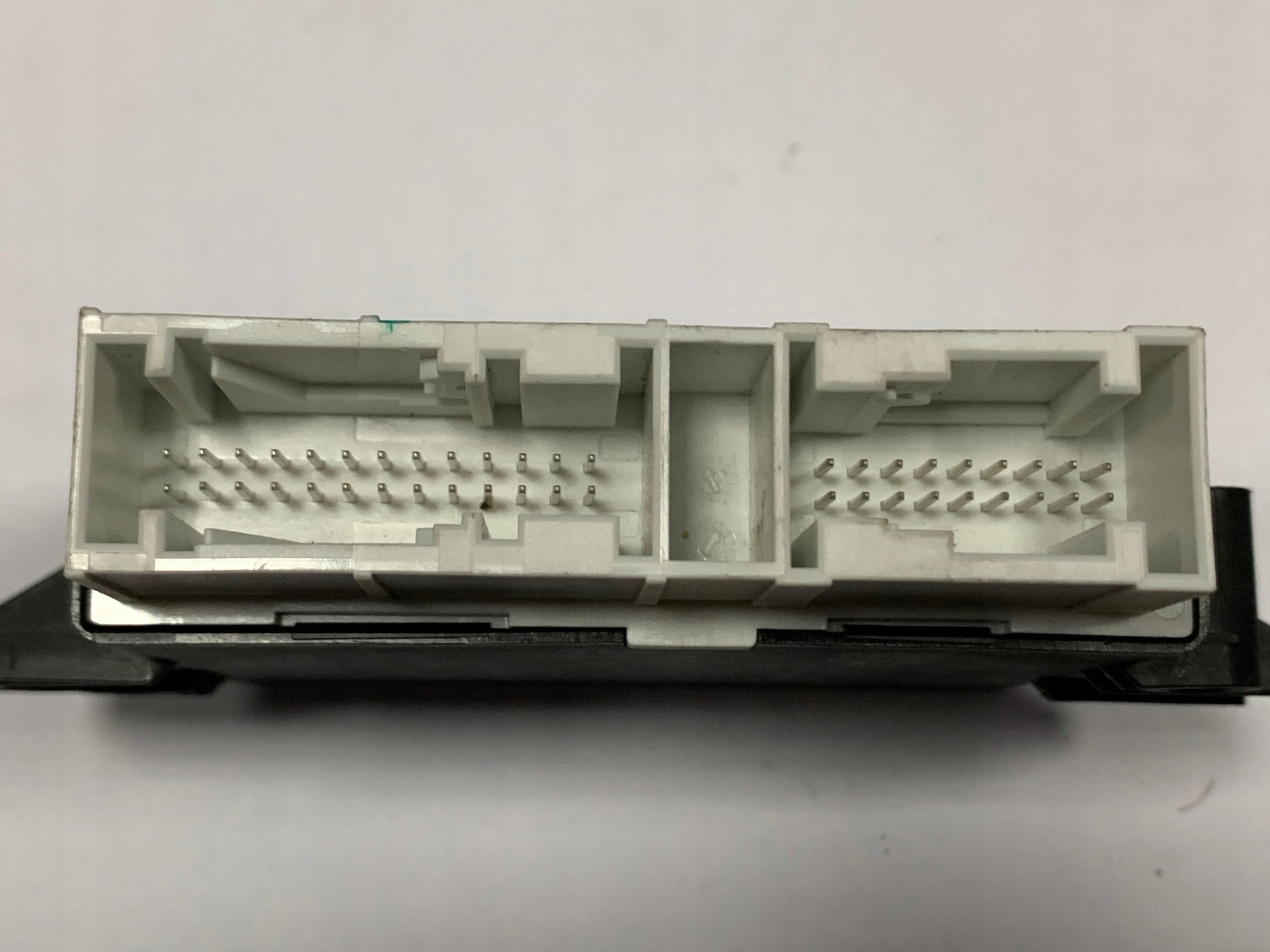 Tesla Model X modul ECU drzwi falcon 1055891 00 D Car type Passenger cars