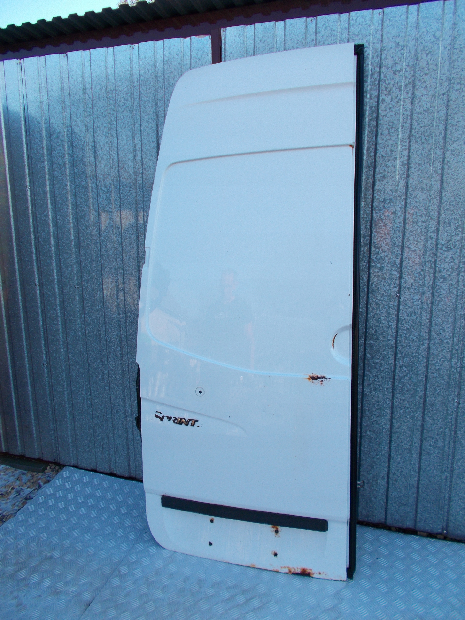 MERCEDES SPRINTER 906 VW CRAFTER Tür links heck WERSJA hohe