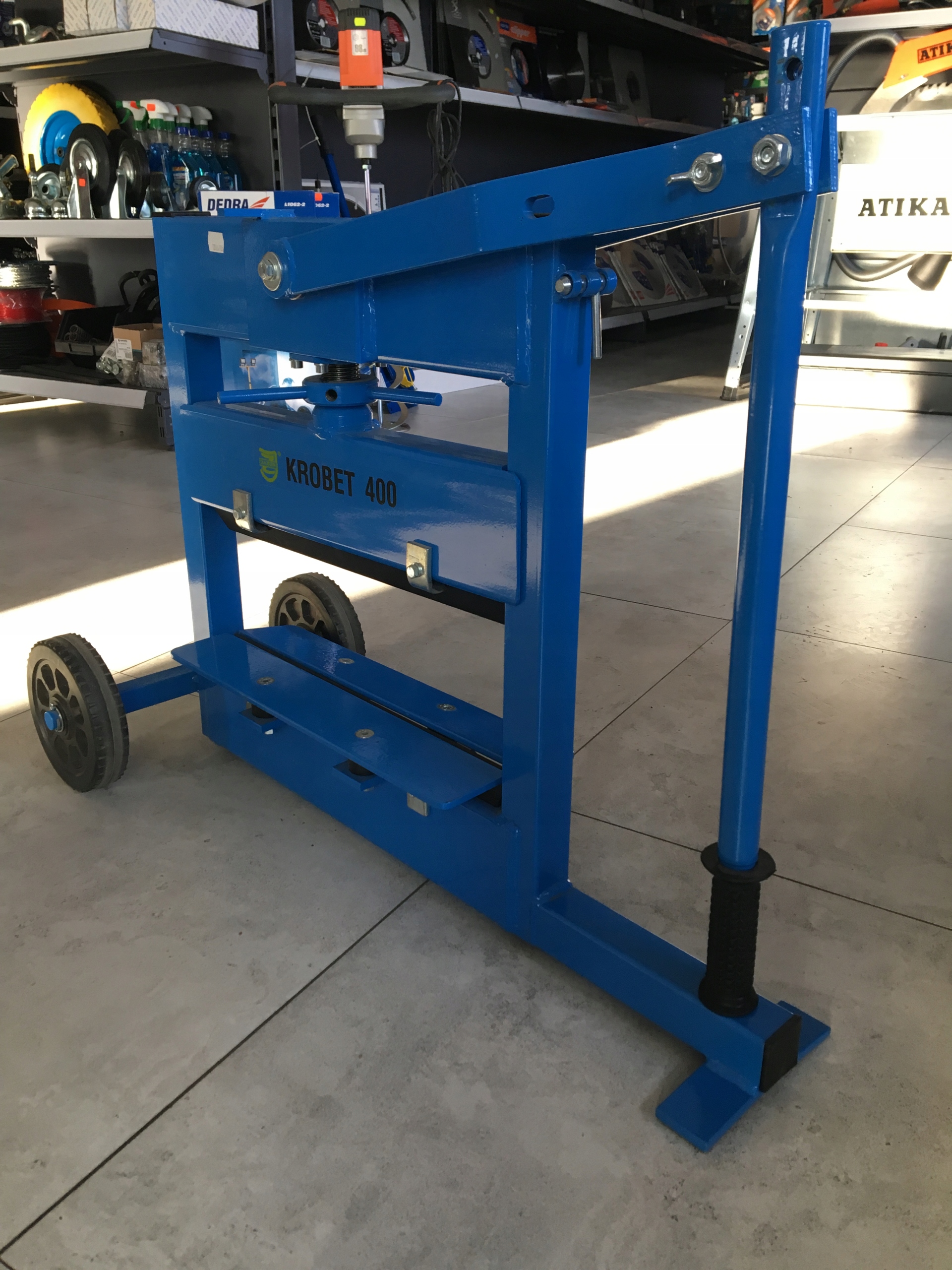 Przecinak przecinarka gilotyna do kostki JAZON Waga produktu z opakowaniem jednostkowym 34 kg