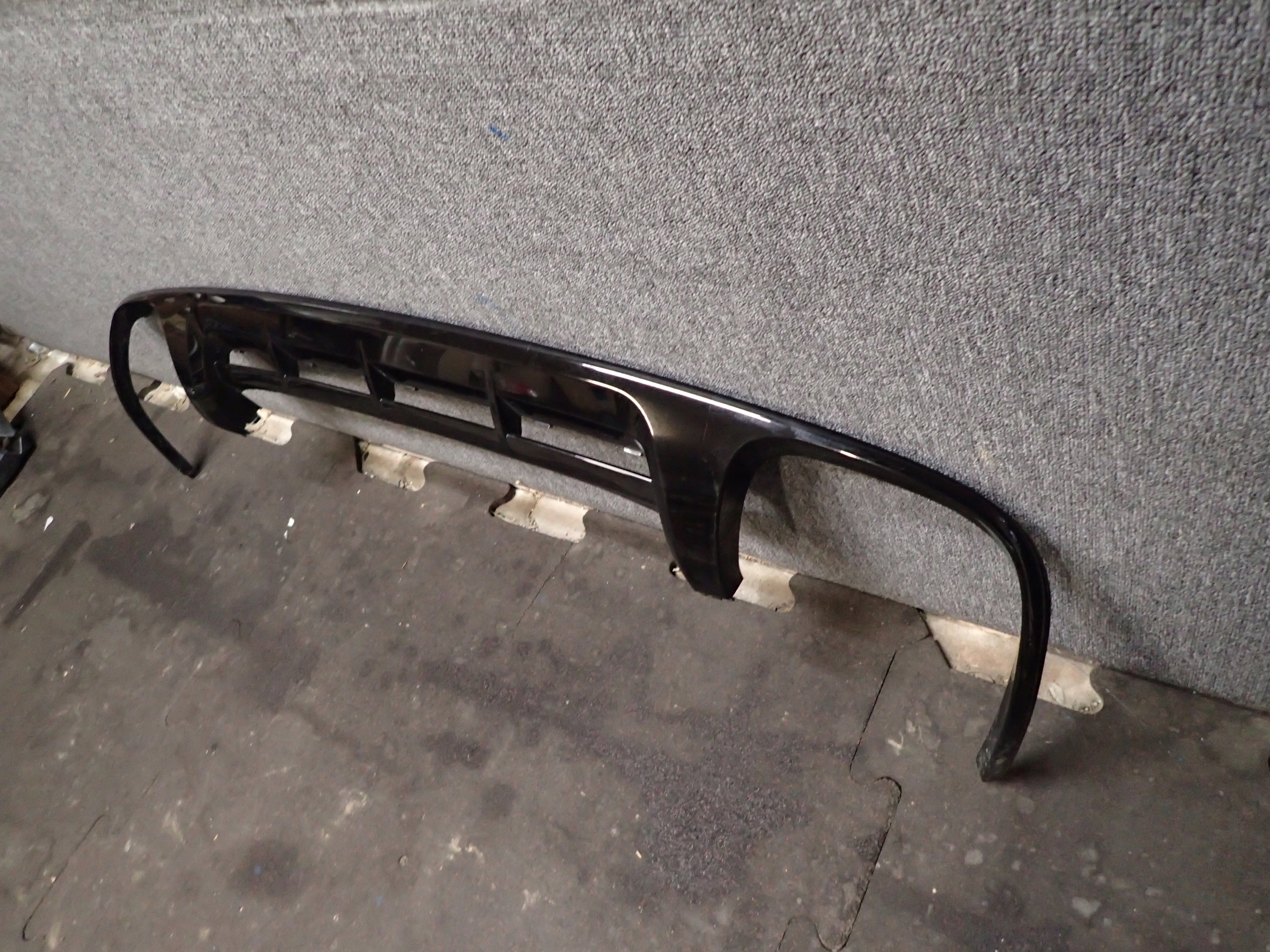 accessories SPOILER bumper rear part PORSCHE MACAN TURBO