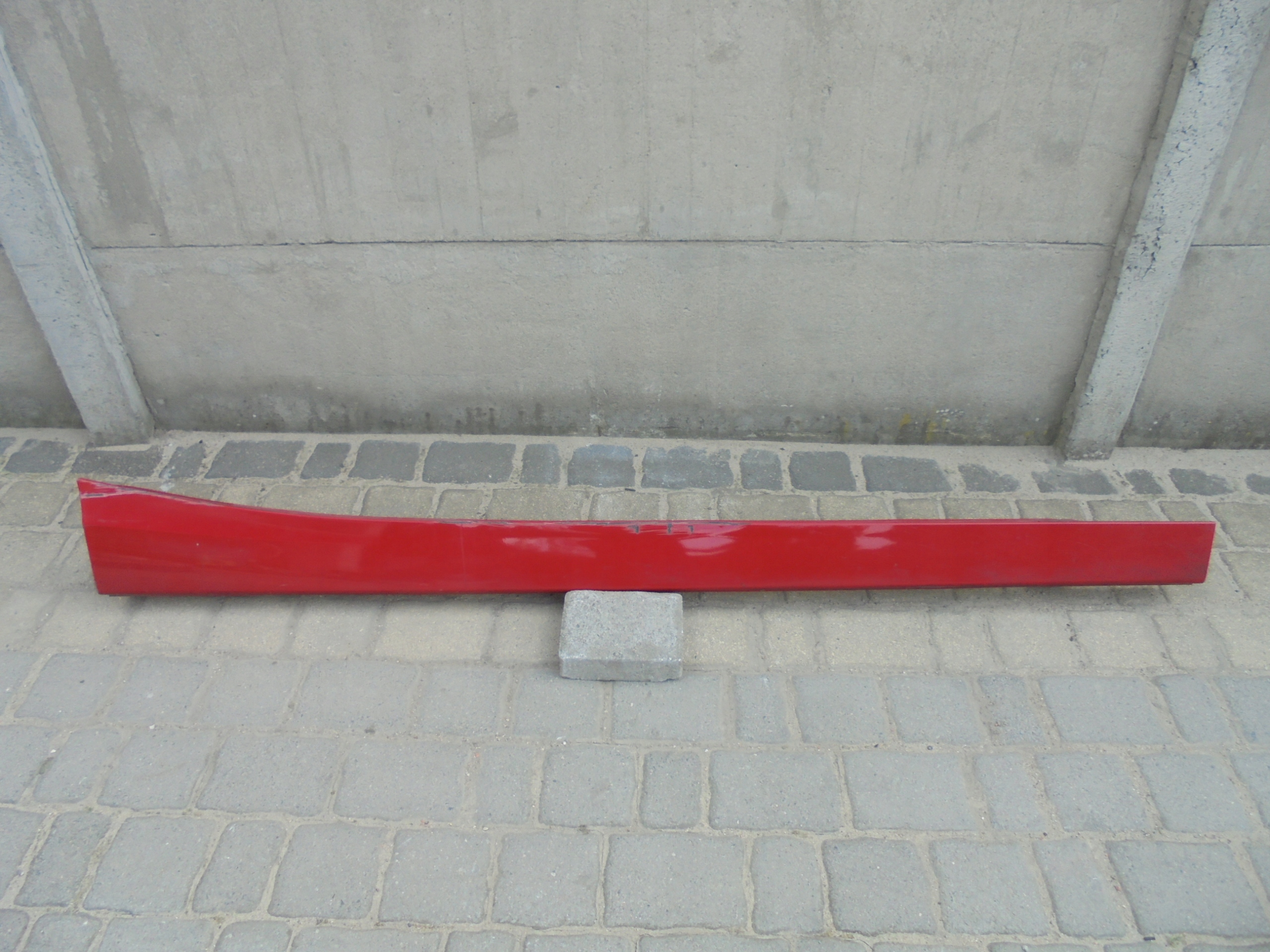 BMW 1 F20 - listwa progowa prawa