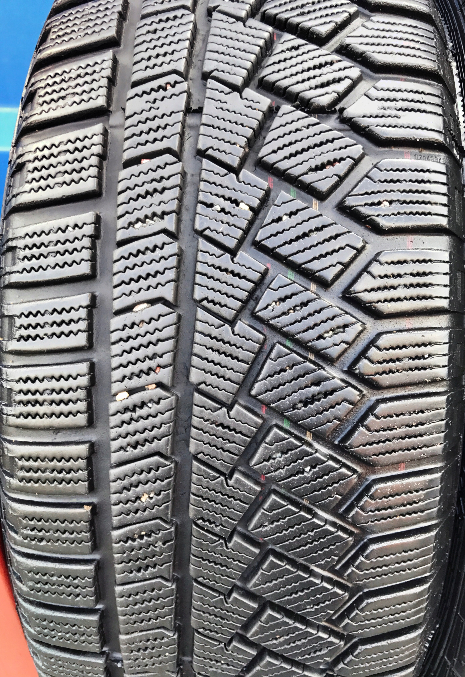 4x 215/65R16 GISLAVED SOFT FROST 200 102T ZIMA Model inny