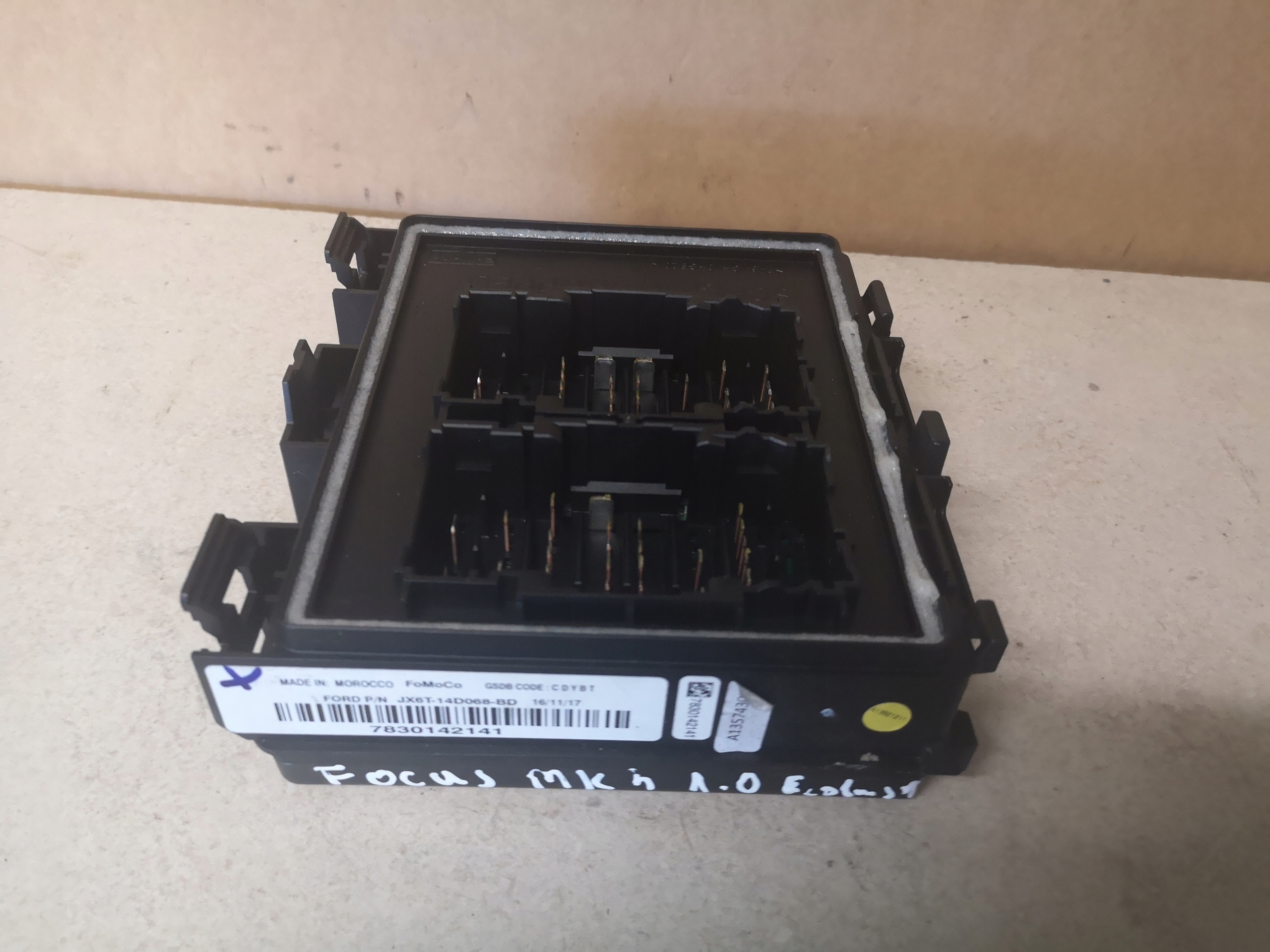 FORD FOCUS MK4 1.0 ECOBOOST SKRZYNKA BEZPIECZNIKÓW Producent części Ford OE