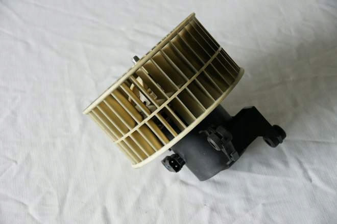 DMUCHAWA WENTYLATOR MERCEDES KLASA A W168 EUROPA