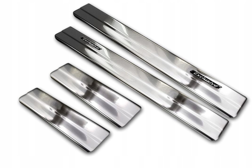 Toyota RAV4 4 IV FL накладки на пороги