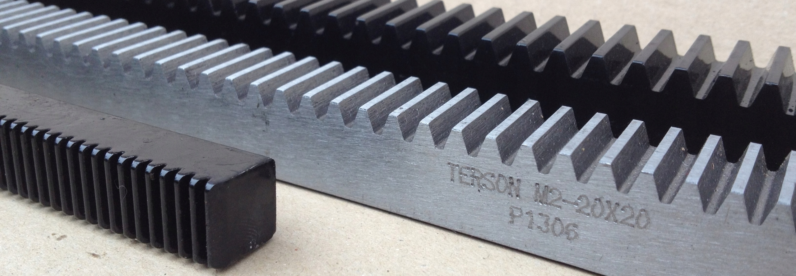 Listwa zębata M2 20x20 L=1000mm Moduł 2 Kod producenta M2L1000