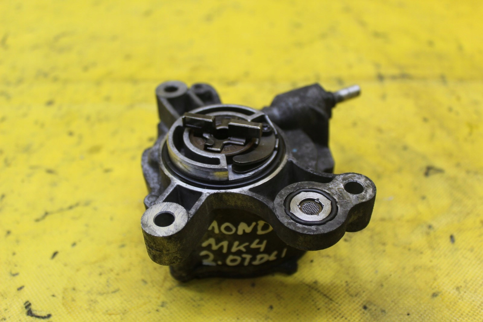 POMPA VACUM WAKUM MONDEO MK4 2.0 TDCI