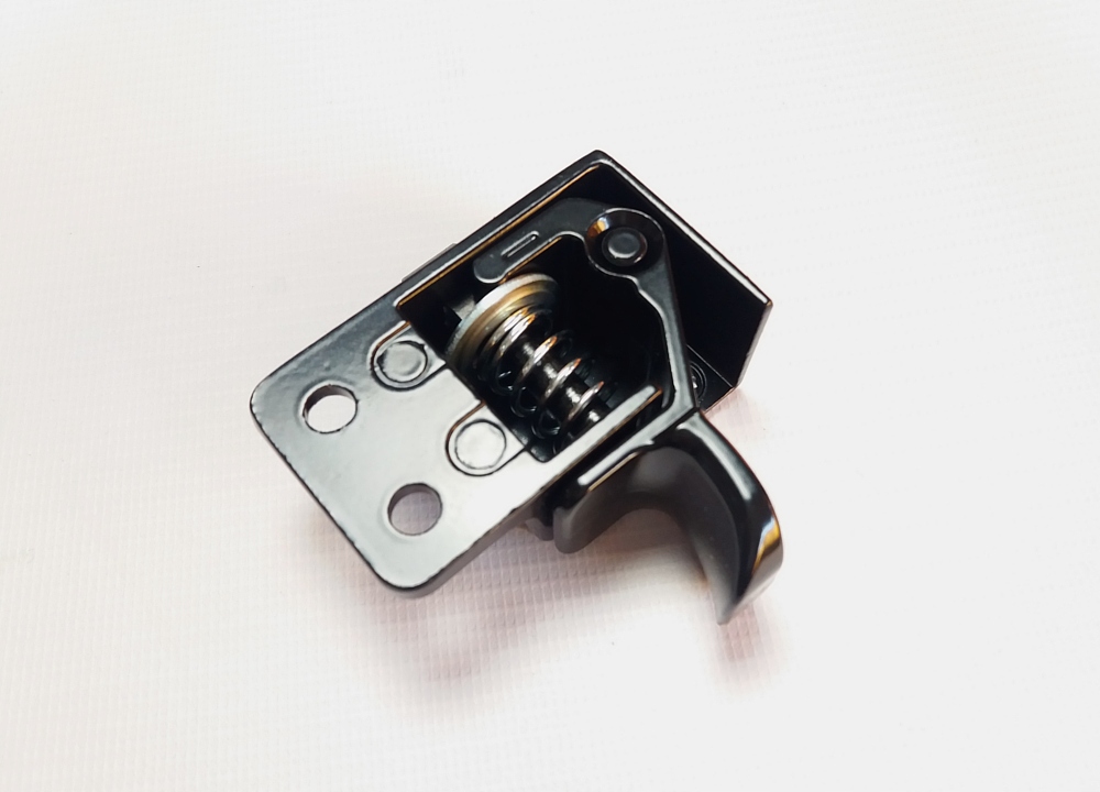 Ручка ветрового стекла левая TAKEUCHI T0578600480