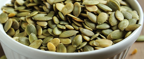 PESTKI DYNI 500g ŁUSKANE ŚWIEŻE POLSKIE Marka Bakaliano