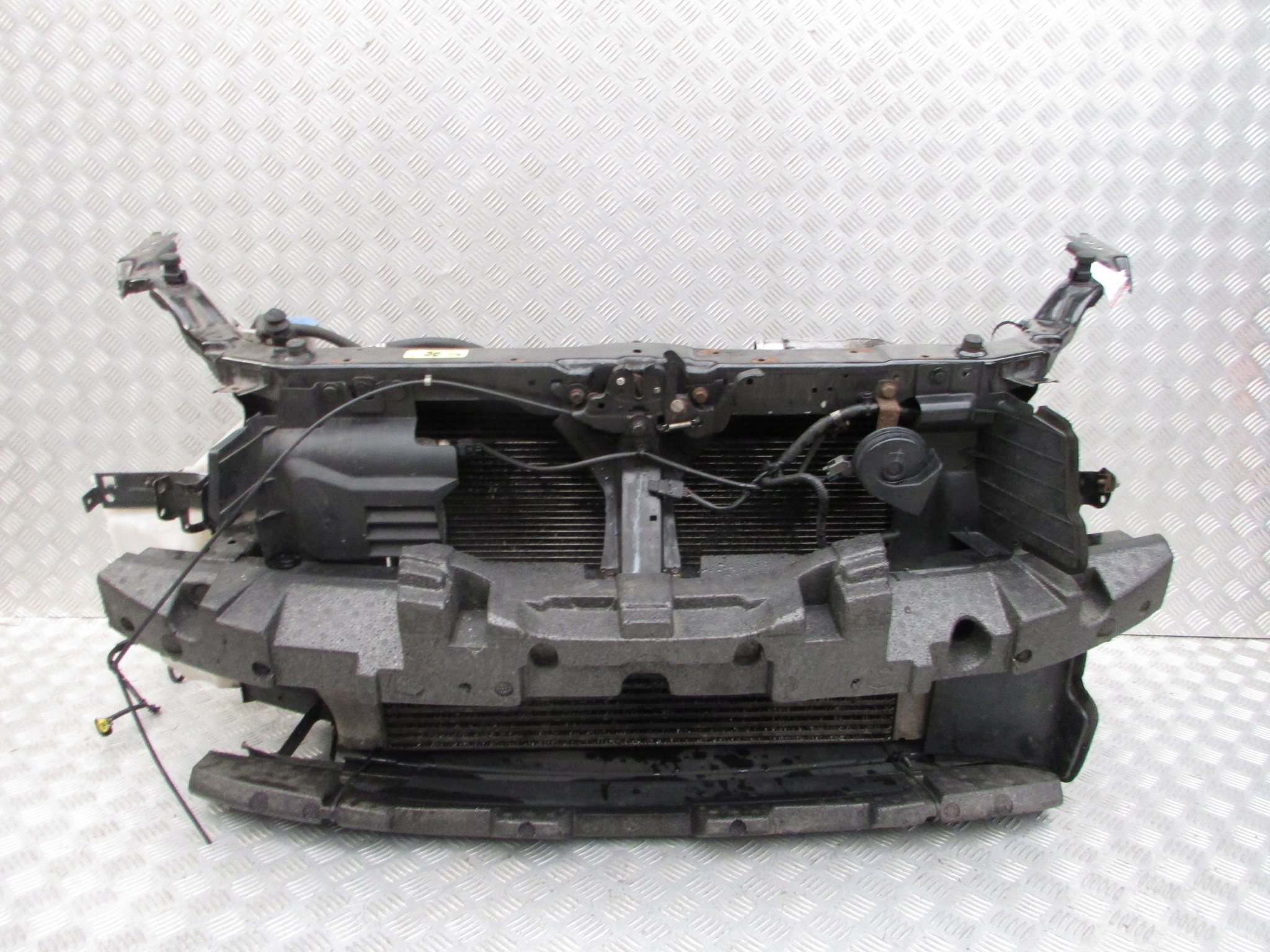 PAS WZMOCNIE CHŁODNICE 2.0 DCI QASHQAI +2 LIFT J10