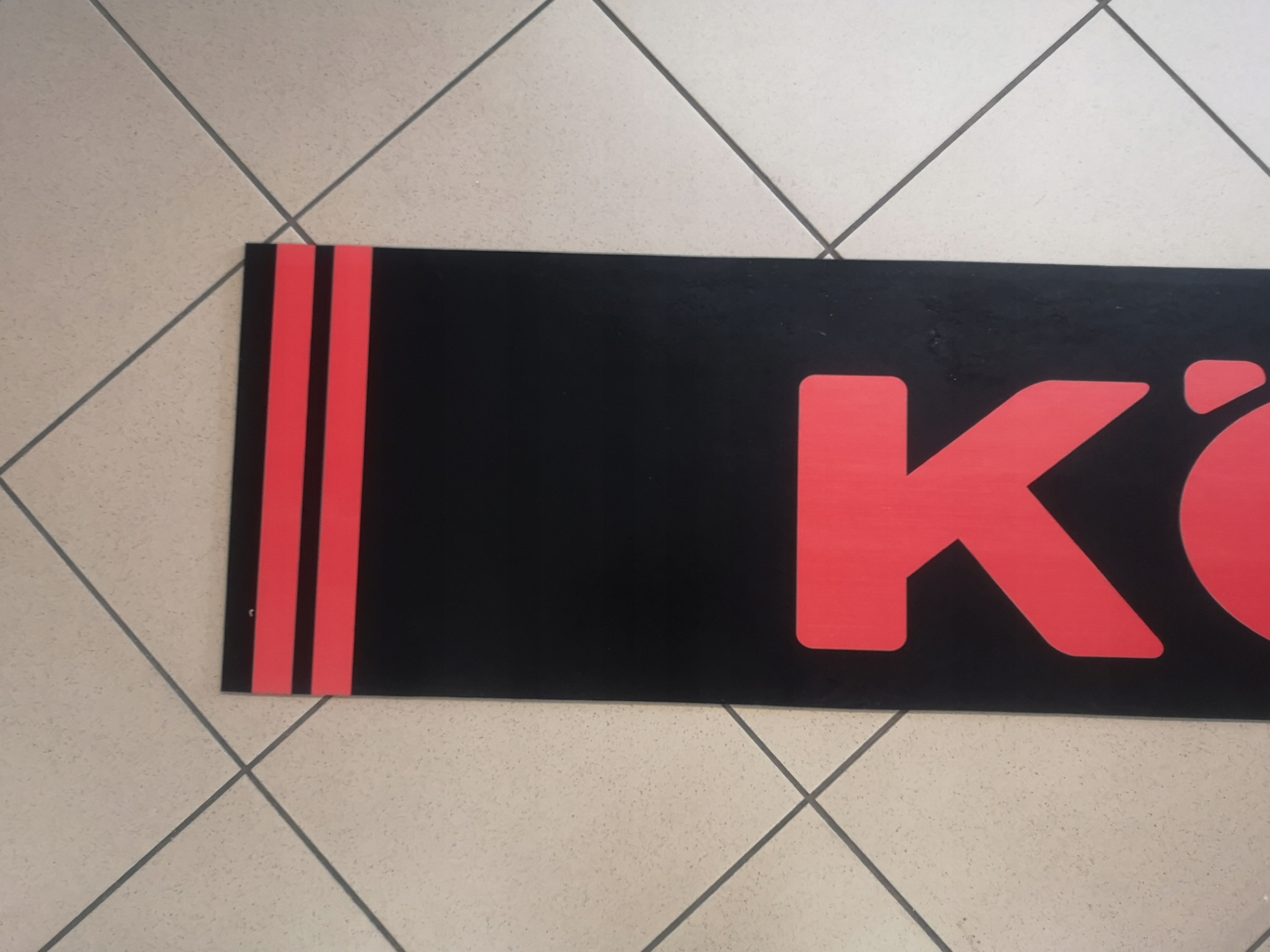 Chlapacz fartuch naczepy przyczepy KOGEL czarny Installation side Rear