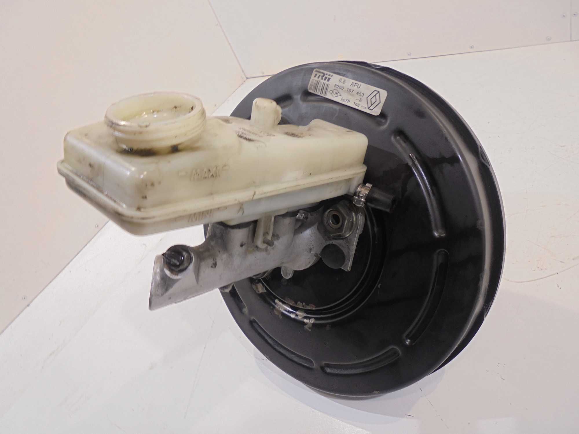 SERWO HAMULCA RENAULT MEGANE II 1.9 DCI