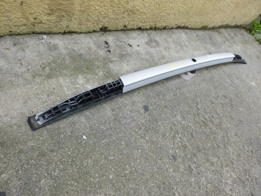 KIA NIRO 2016 reling dachowy prawy Car type Passenger cars