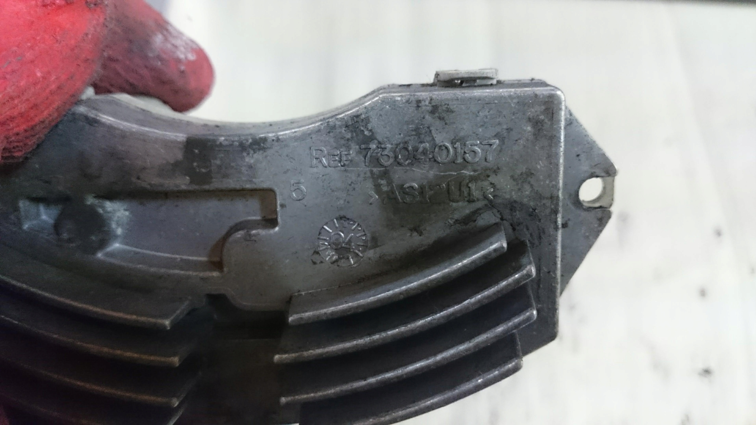 rezystor opornica dmuchawy BMW E90 E91 E87 Producent części BMW OE