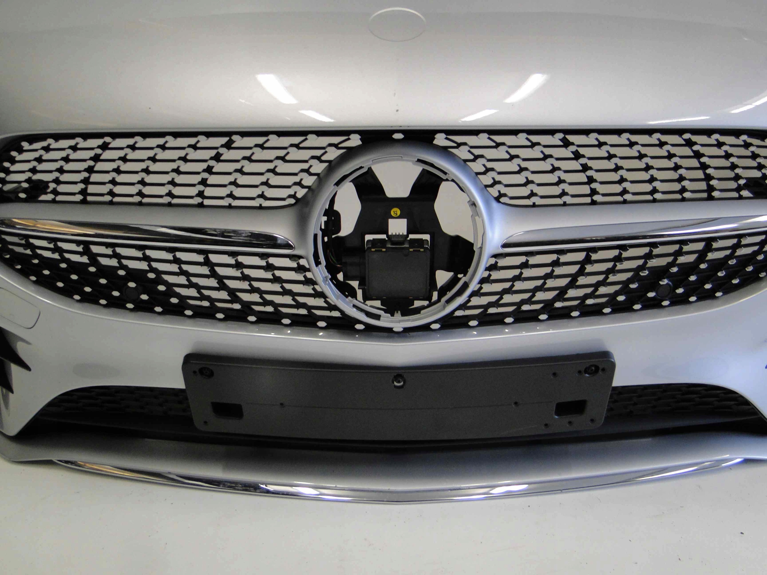 MERCEDES B KLASA W247 247 GRILL ATRAPA AMG DIAMENT Typ samochodu Samochody osobowe