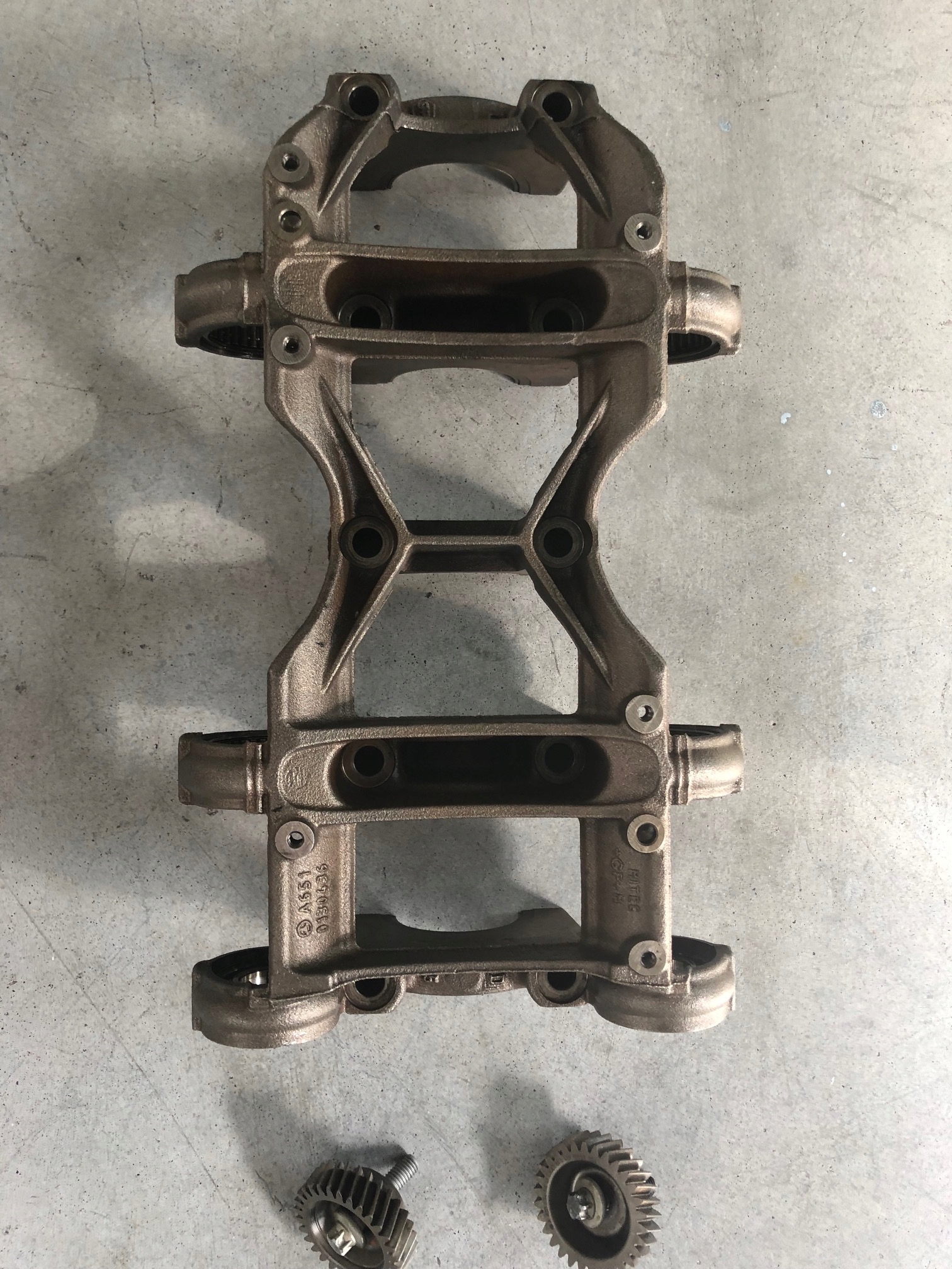 A6510340216 - База балансувальні вали A6510130436 SPRINTER