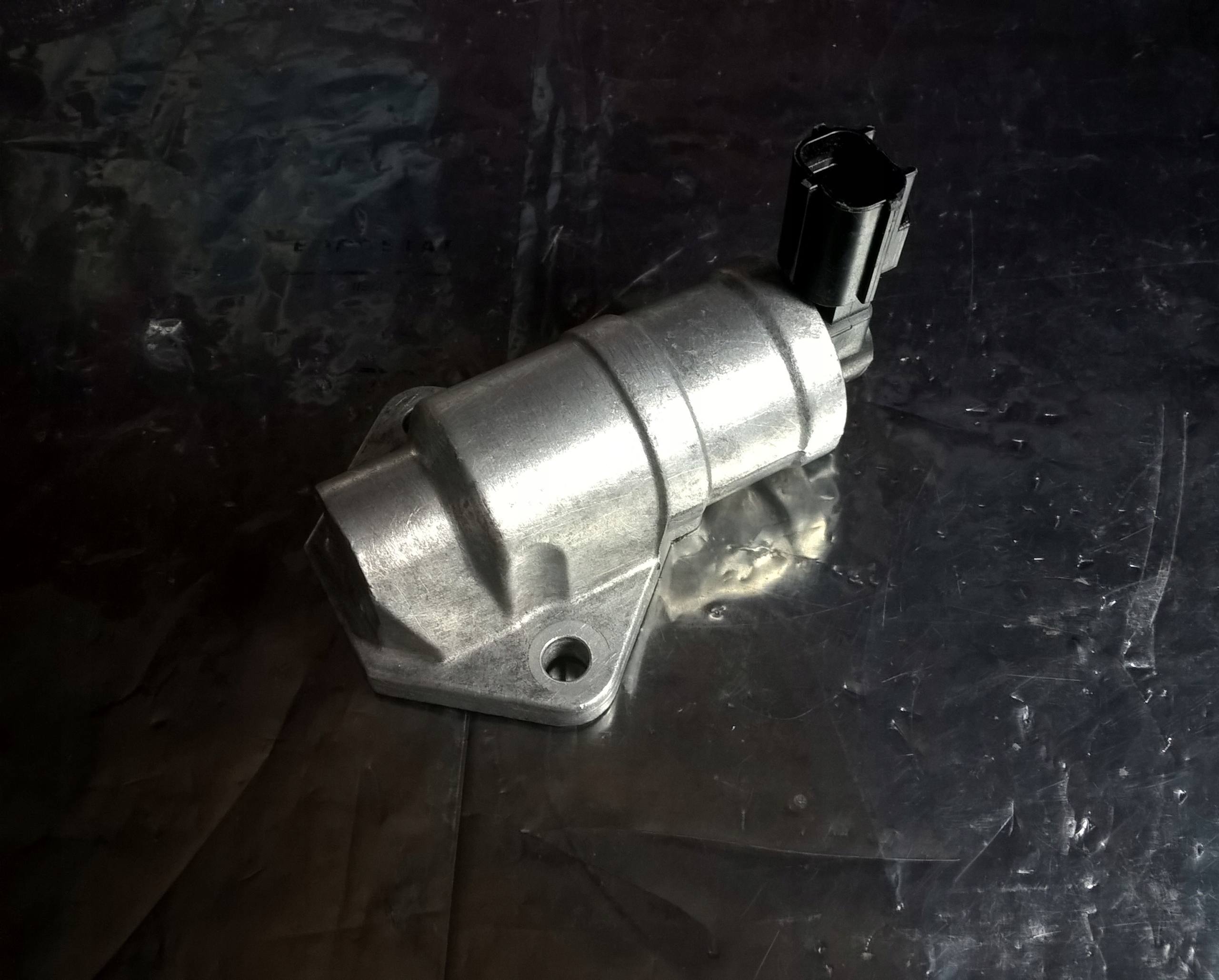 MONDEO III MK3 1.8 2.0 16V SILNICZEK KROKOWY IAC Typ samochodu Samochody osobowe