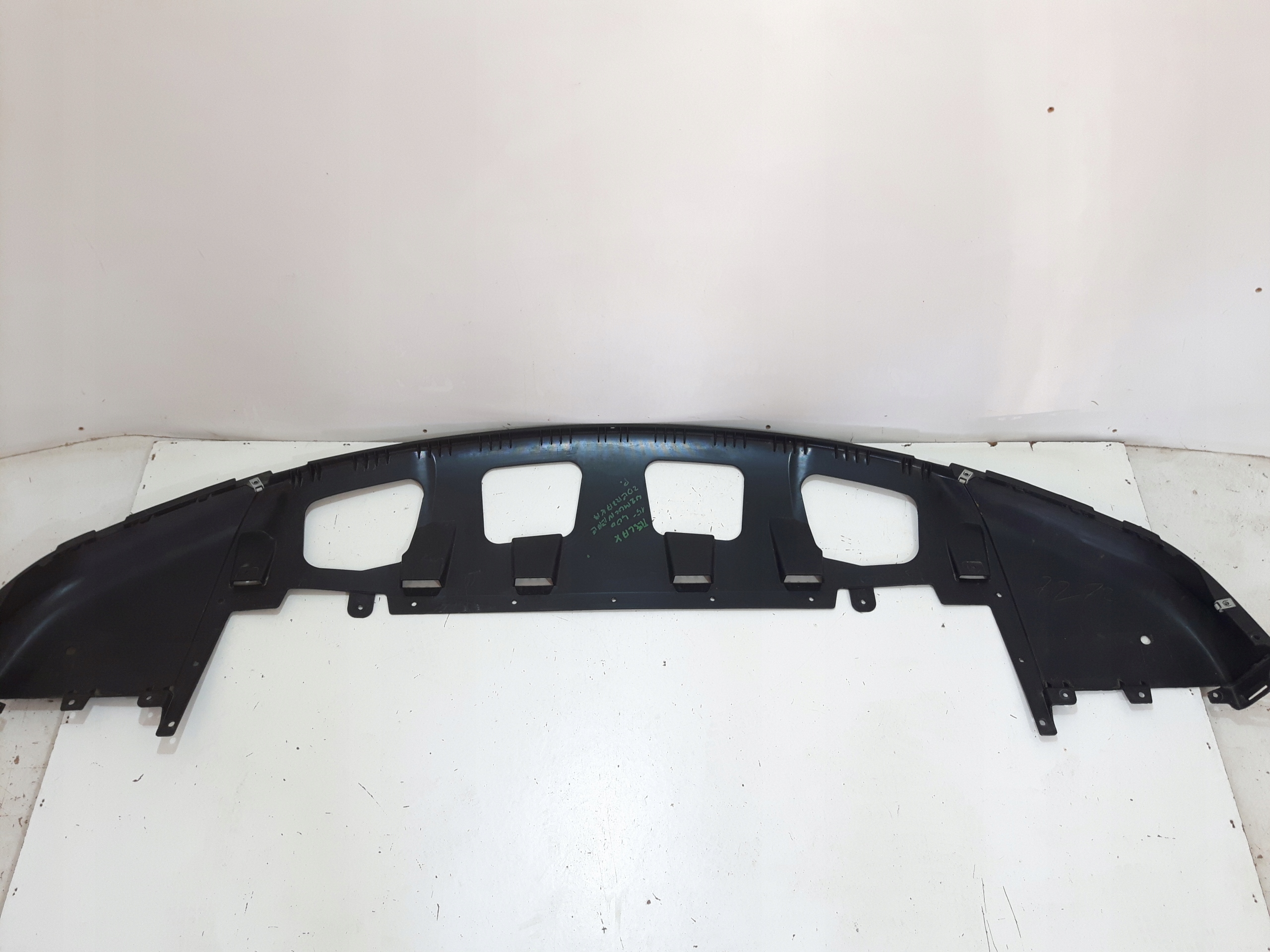 OSŁONA WZMOCNIENIE ZDERZAKA P TESLA X 1034833-00-E Typ samochodu 4x4/SUV Samochody osobowe