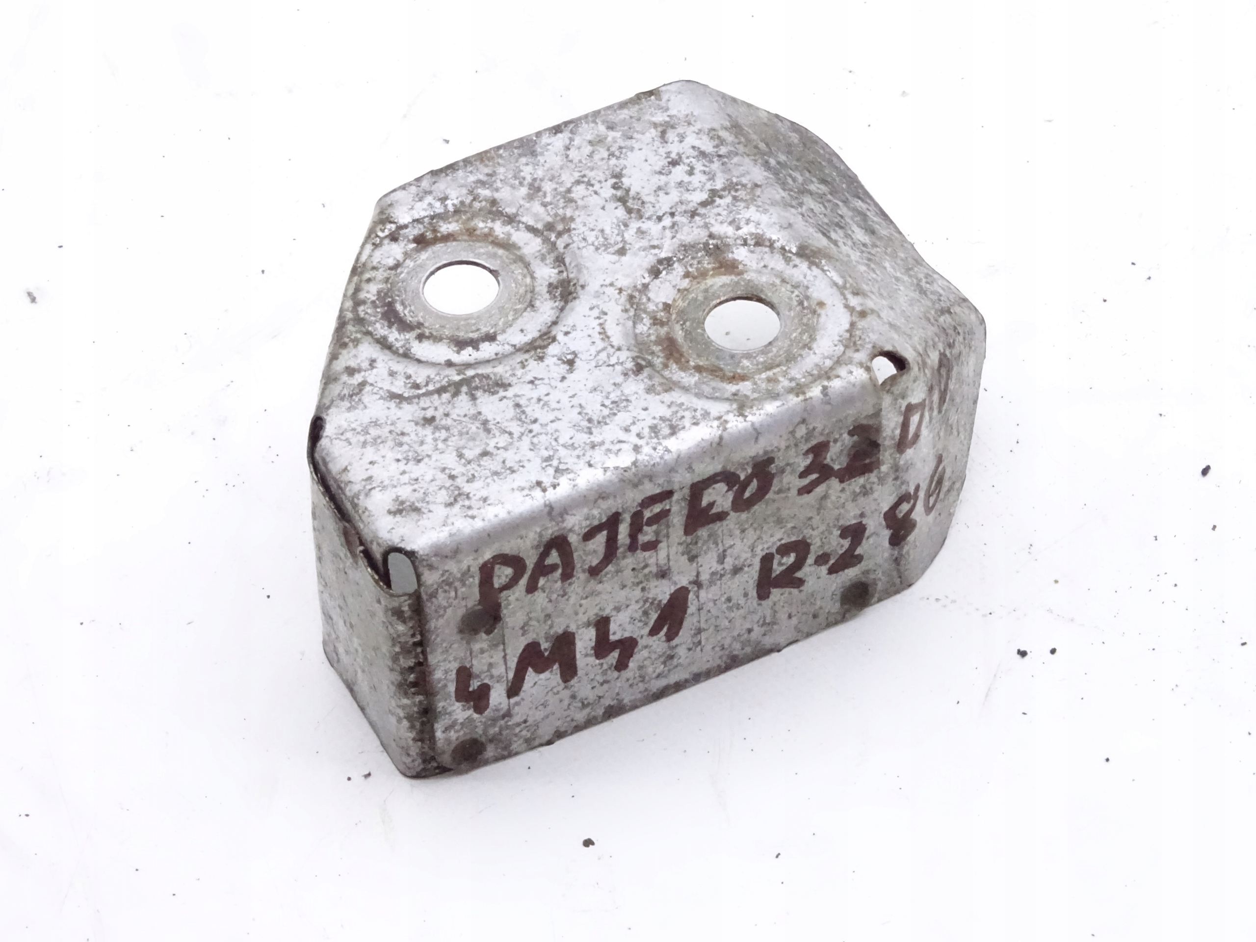 MITSUBISHI PAJERO III 99-06 3.2 DID OSŁONA TERMICZNA