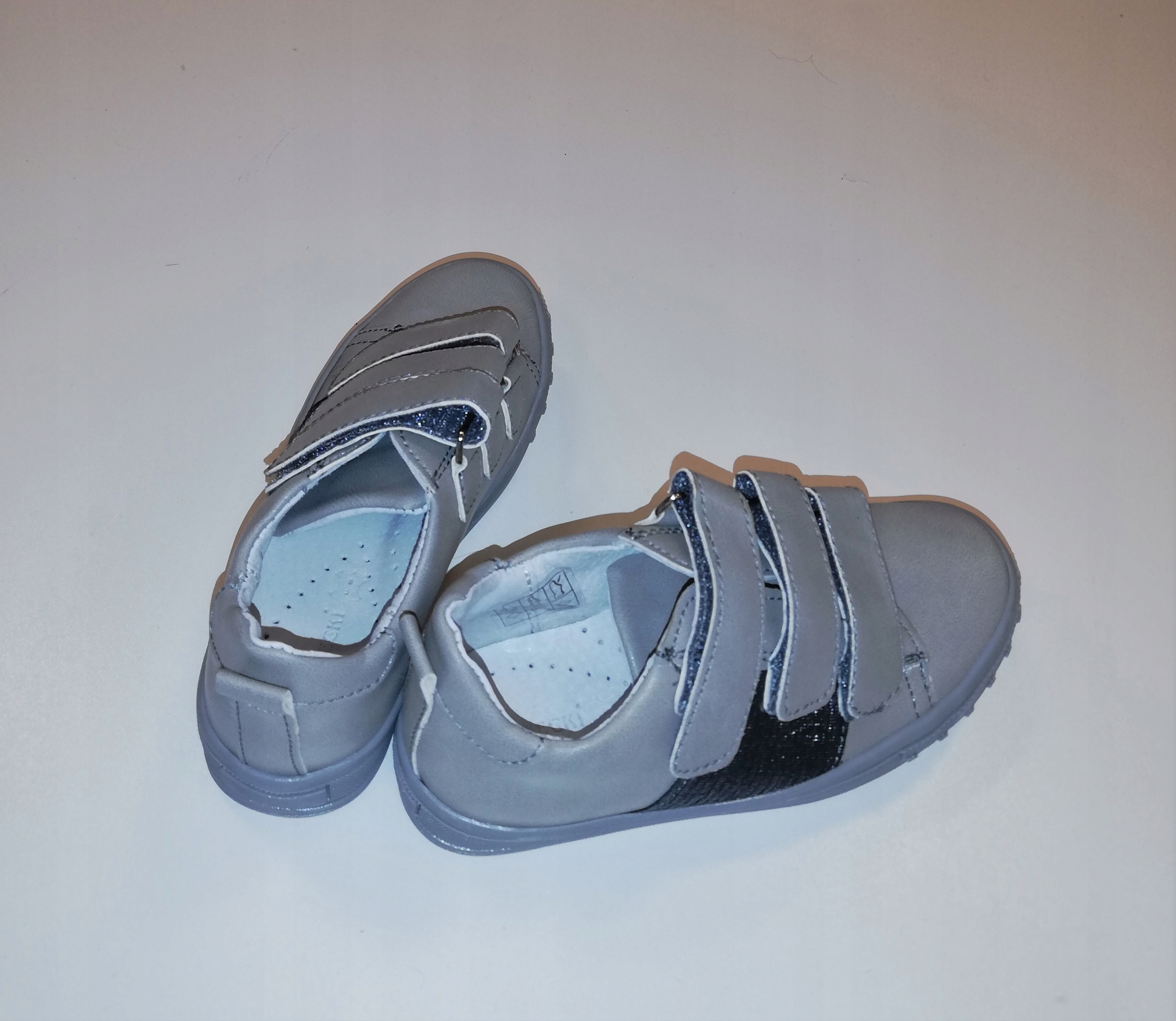 PÓŁBUT 6286 W/POPIEL DZIEWCZYNKA KORNECKI R.34,35,36 Kolor wielokolorowy