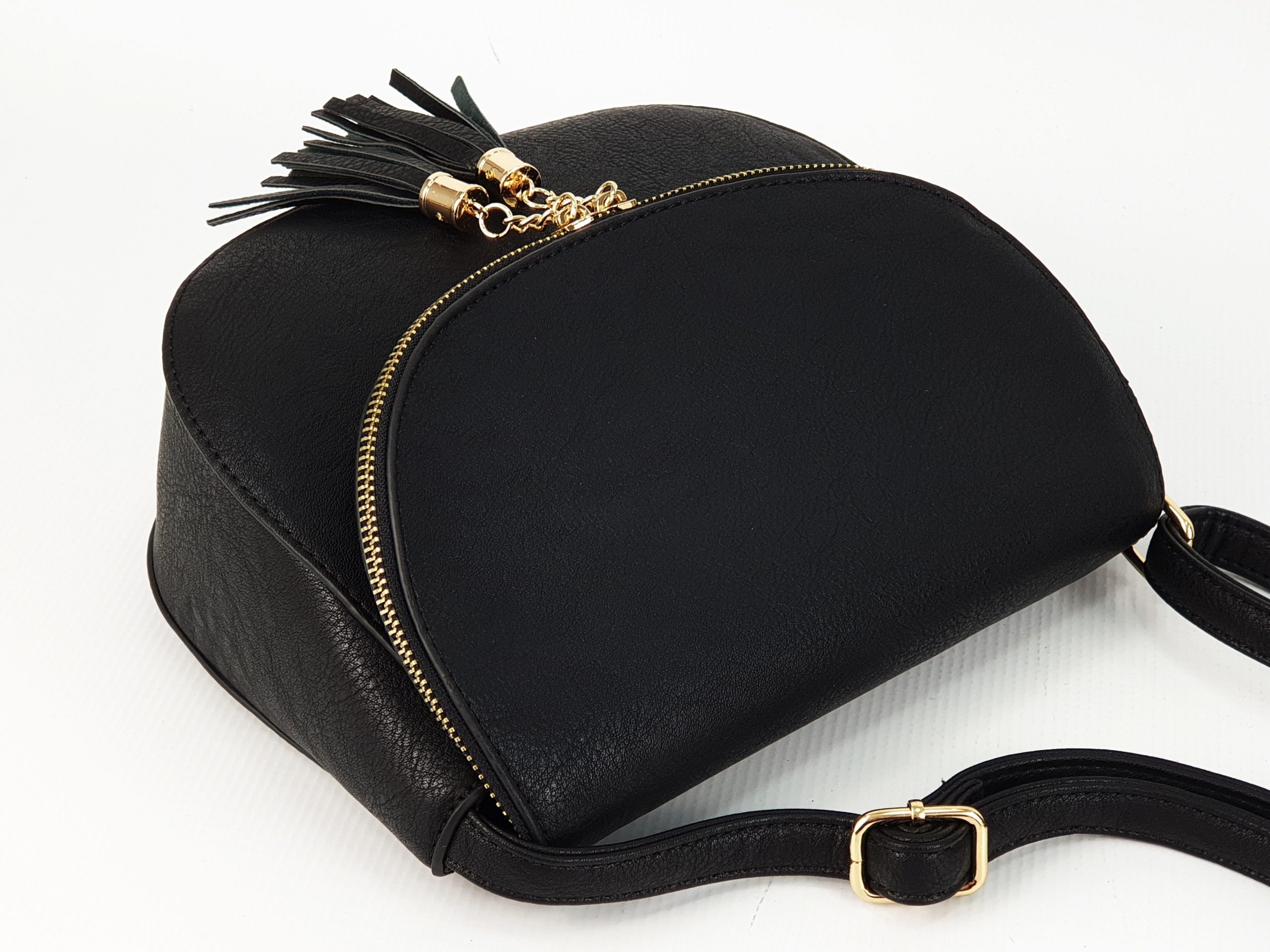 

Piękna Sztywna Listonoszka Frędzle Na Ramię Czarna