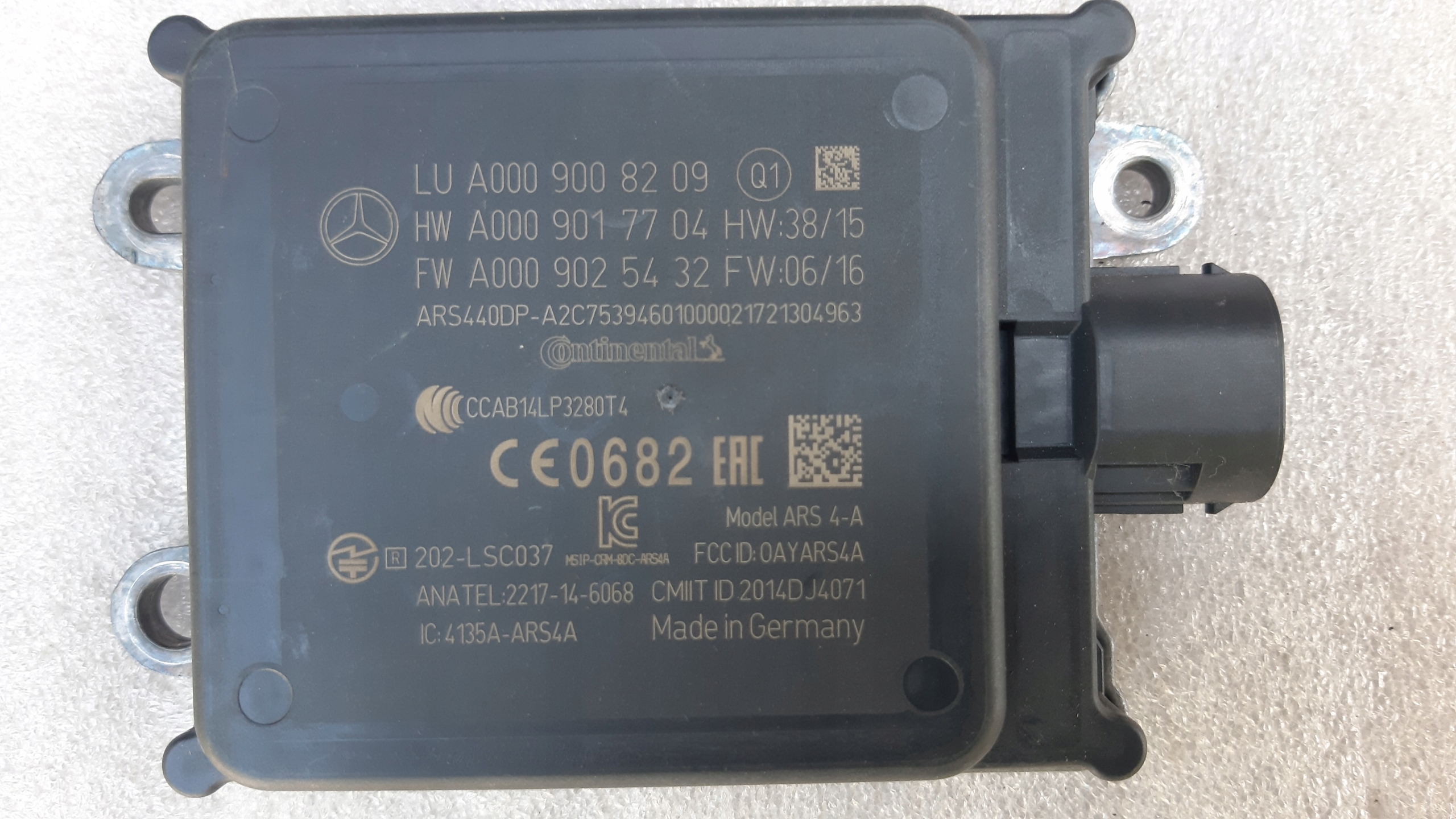 A0009008209 - MERCEDES W213 W222 W238 RADAR DISTRONIC PLUS