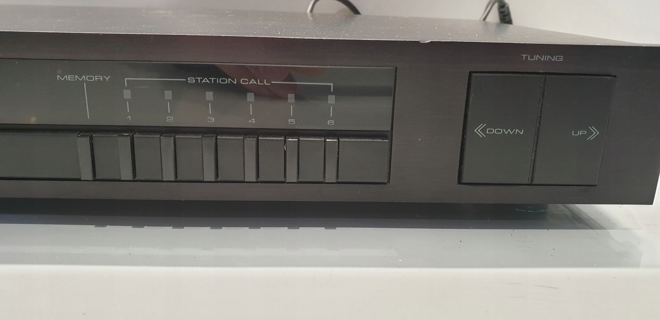 TUNER RADIOWY LIFE LT-01 Model LT-01