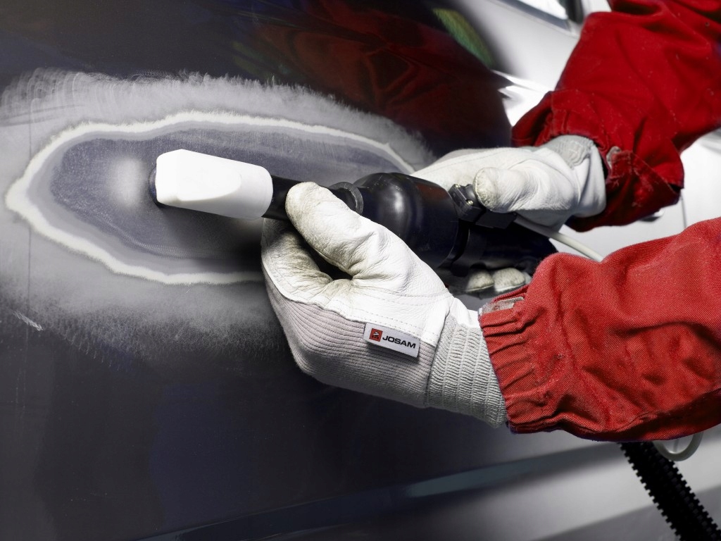 PODGRZEWACZ INDUKCYJNY JOSAM JH400 3 7KW 230V Producent code JOSAM JH400