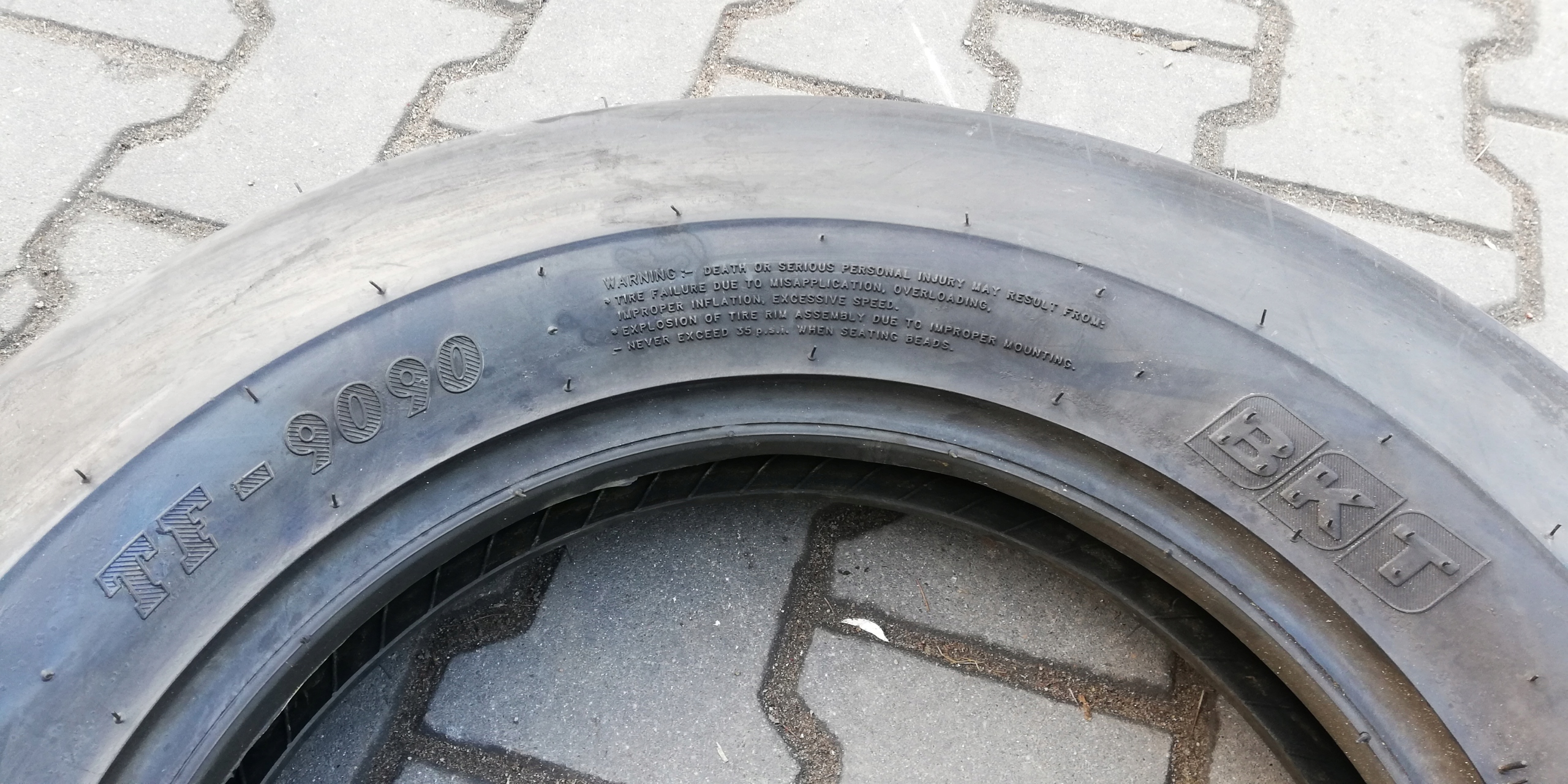 6.00-16 BKT TF9090 6PR ТРАКТОРНАЯ ПЕРЕДНЯЯ ШИНА