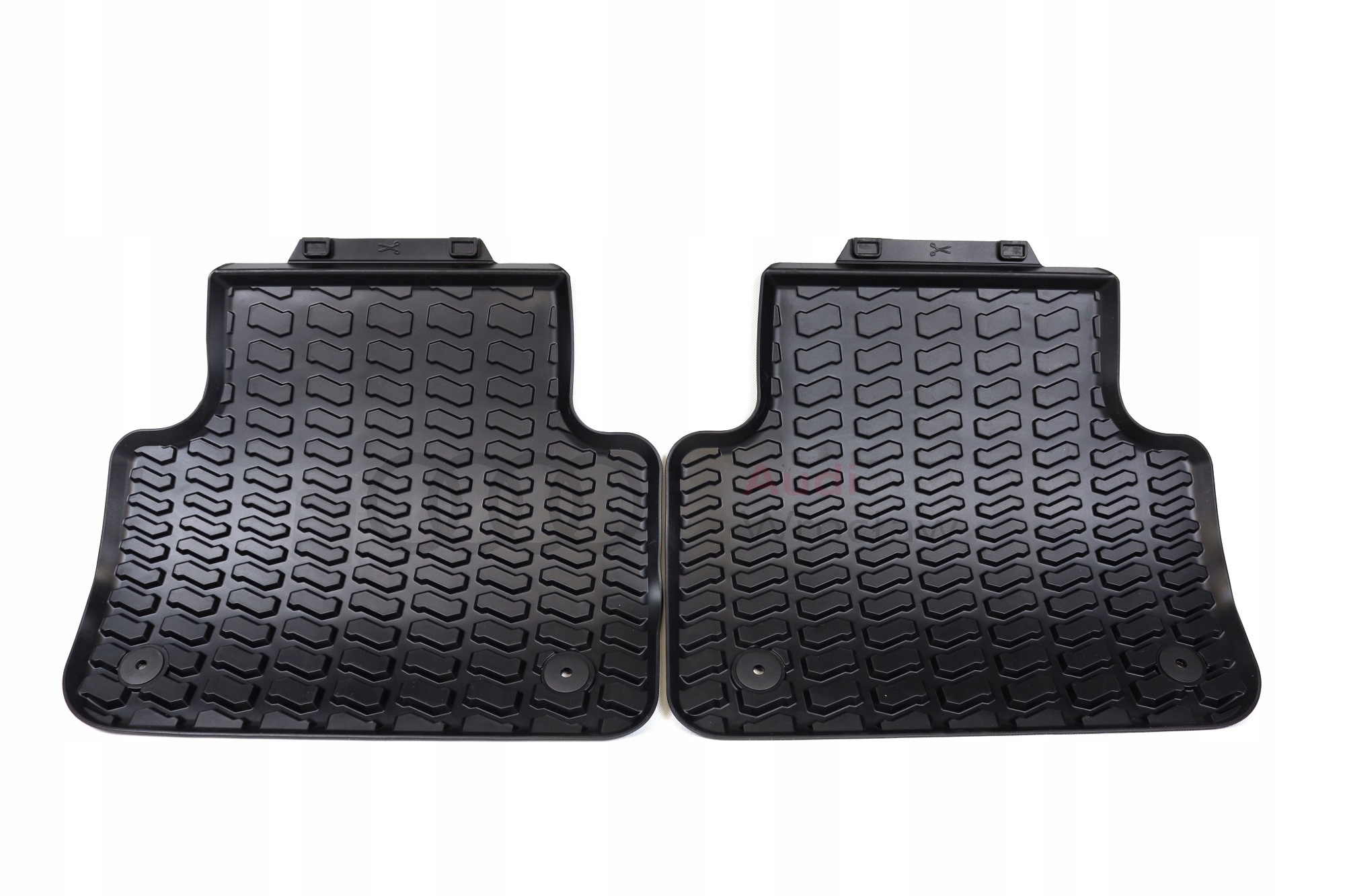 КИЛИМКИ РЕЗИНОВІ ЗАД. ЗАДНЄ AUDI Q7 2016--> ОРИГІНАЛ.