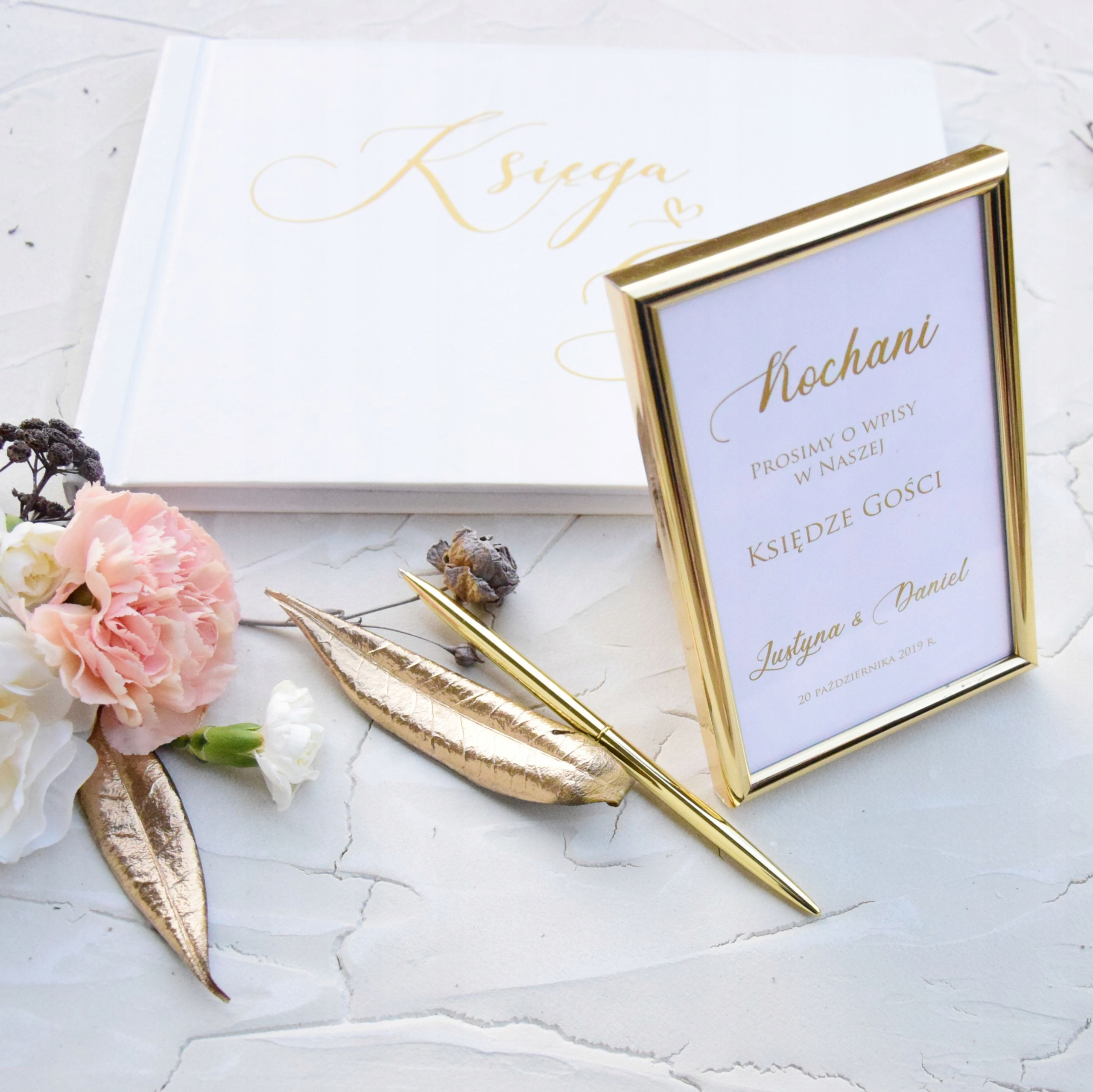 Złoty stojak Ramka do księgo Gości prośba o wpisy Kolor stron białe