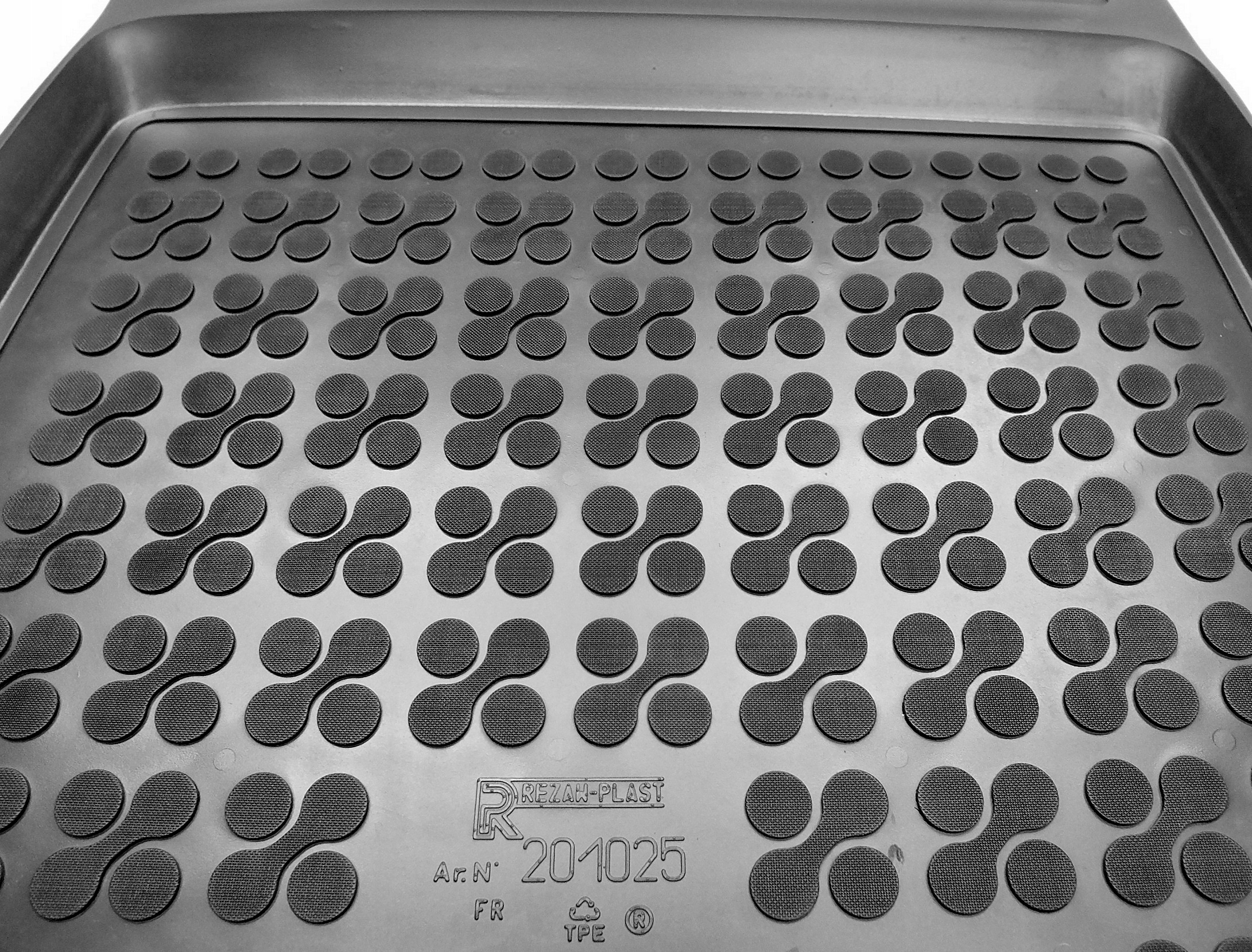 Kia Sportage IV 2018 - 2021 po liftingu dywaniki gumowe korytkowe EAN (GTIN) 5901165219397