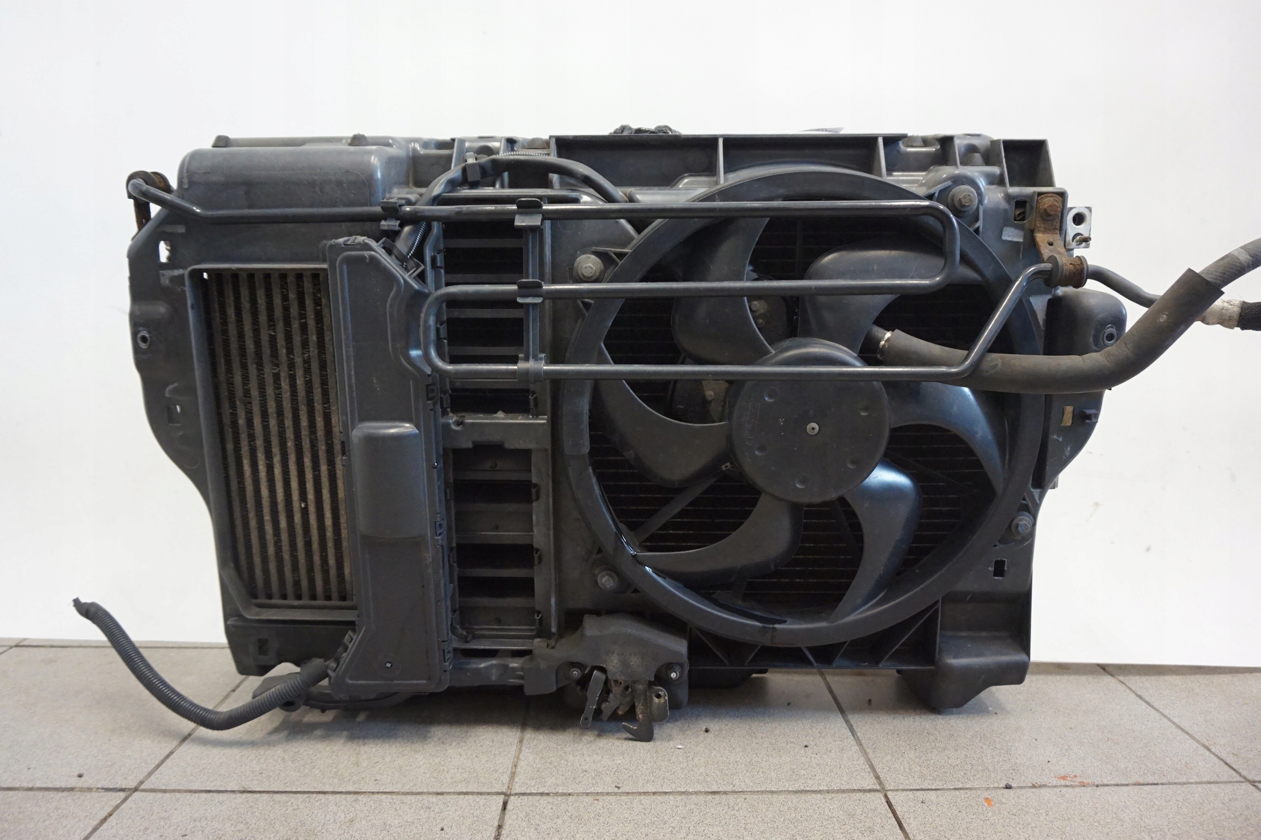 PAS PRZEDNI WZMOCNIENIE CITROEN C5 III 2.0 HDI