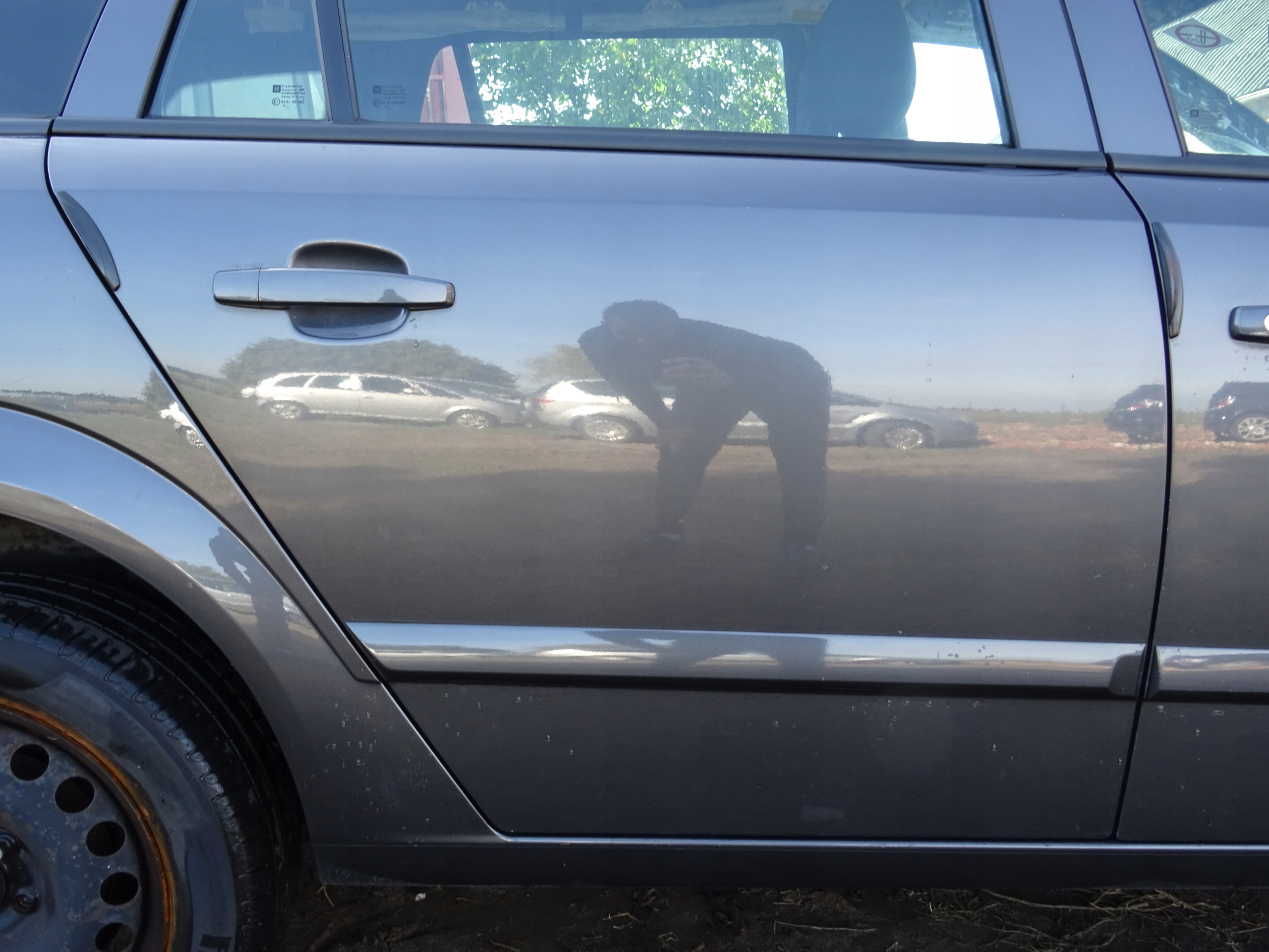 OPEL ASTRA KOMBI III H DRZWI PRAWE TYL TYLNE Z177